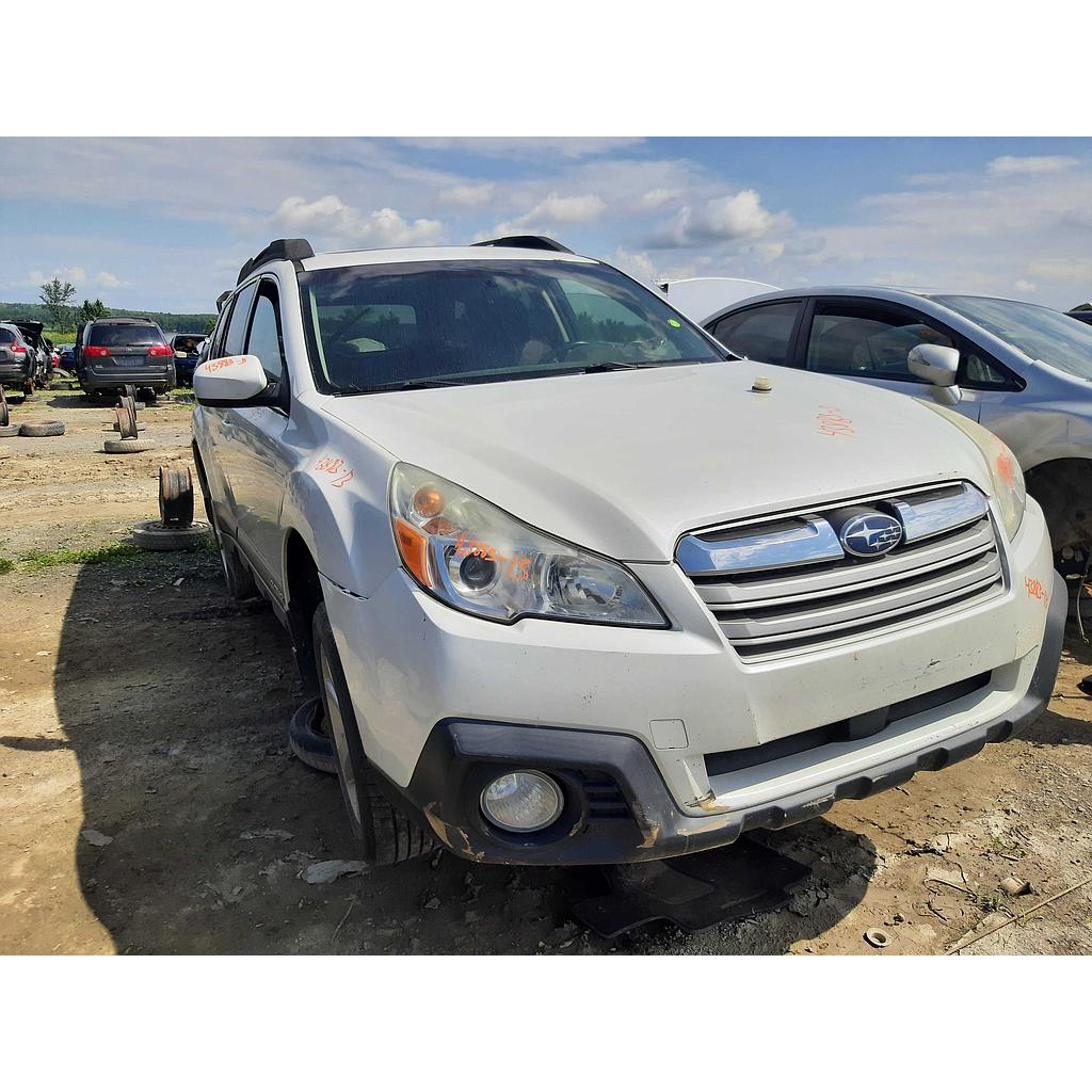 SUBARU OUTBACK 2013