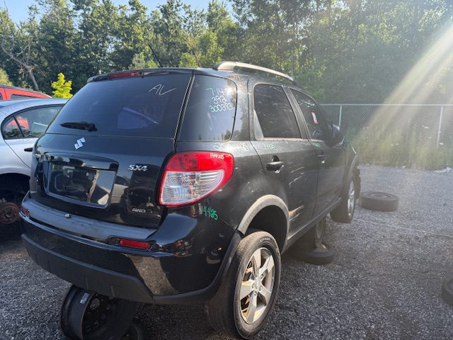 SUZUKI SX4 2011