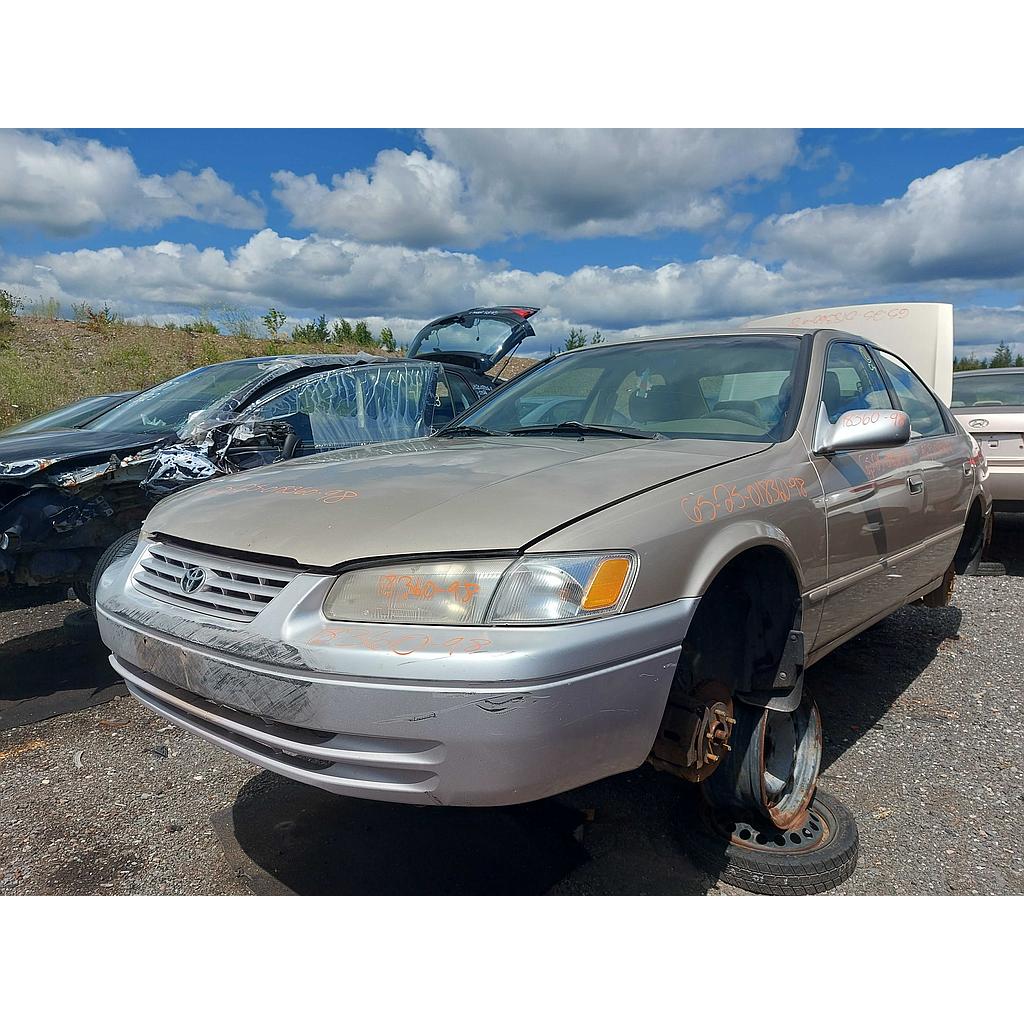 TOYOTA CAMRY 1998