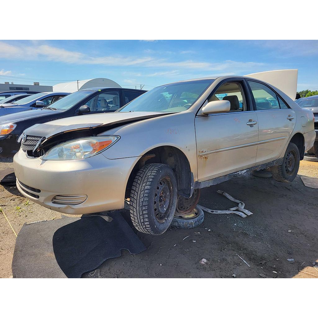 TOYOTA CAMRY 2002