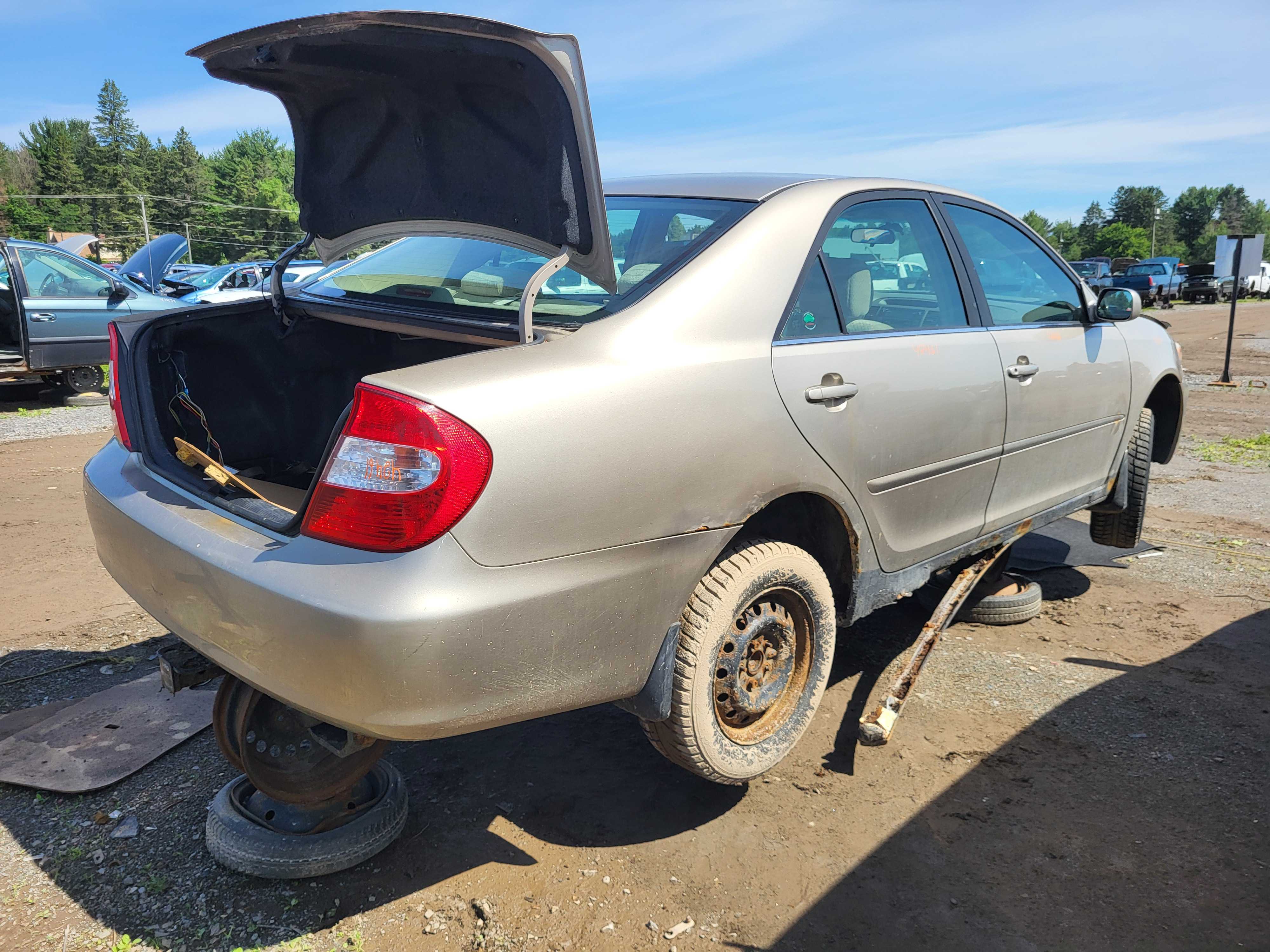 TOYOTA CAMRY 2002