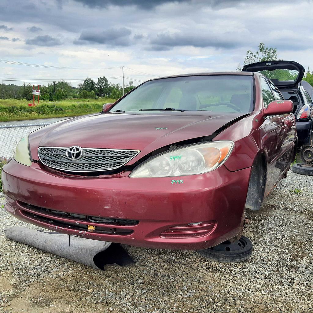 TOYOTA CAMRY 2004