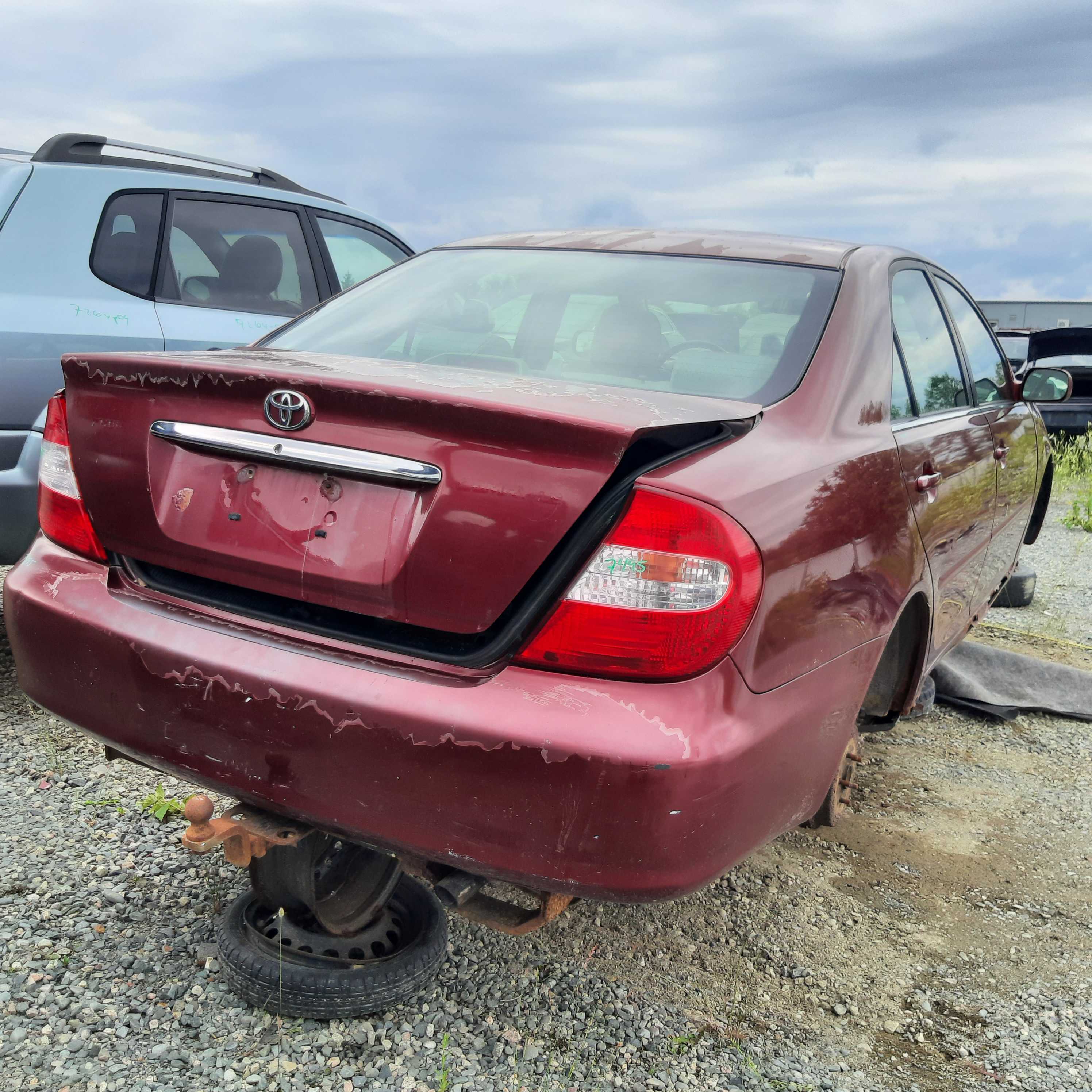 TOYOTA CAMRY 2004