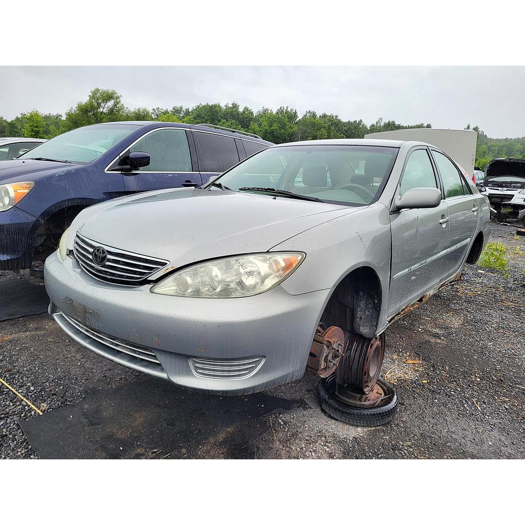 TOYOTA CAMRY 2005