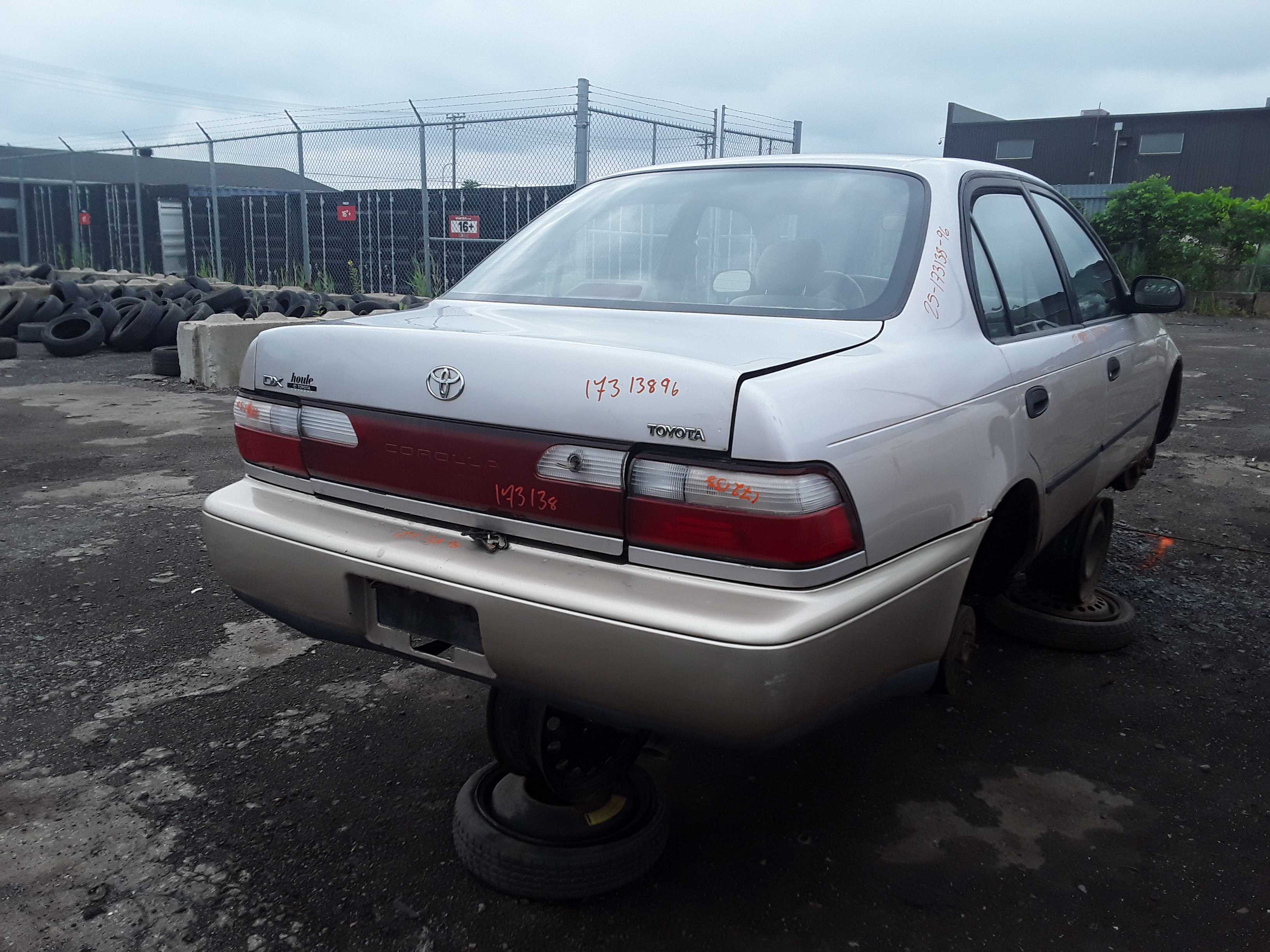TOYOTA COROLLA 1996