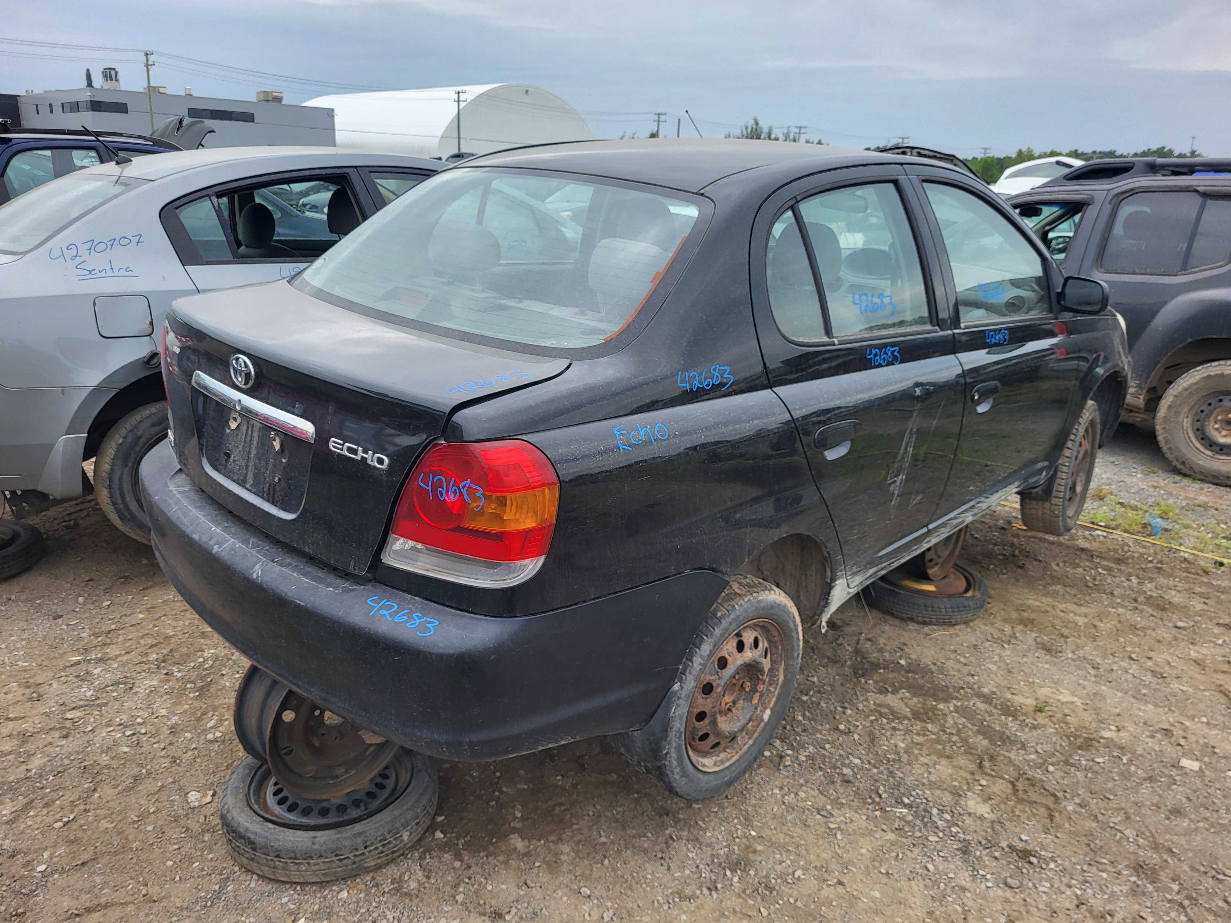 TOYOTA ECHO 2004