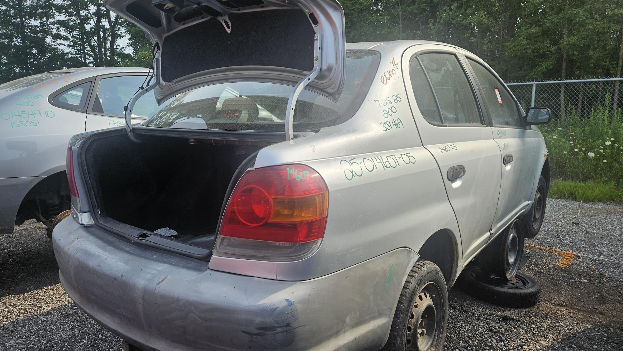 TOYOTA ECHO 2005
