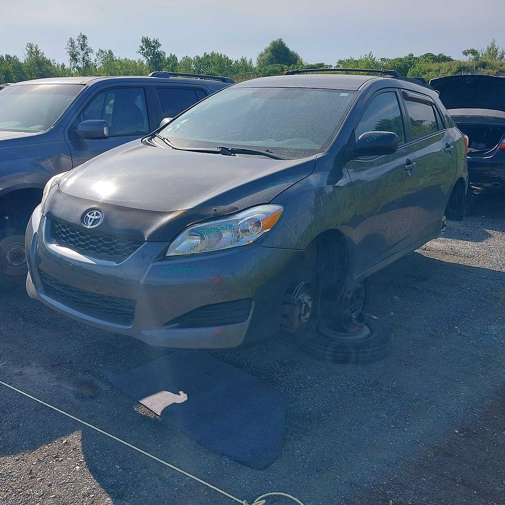 TOYOTA MATRIX 2010