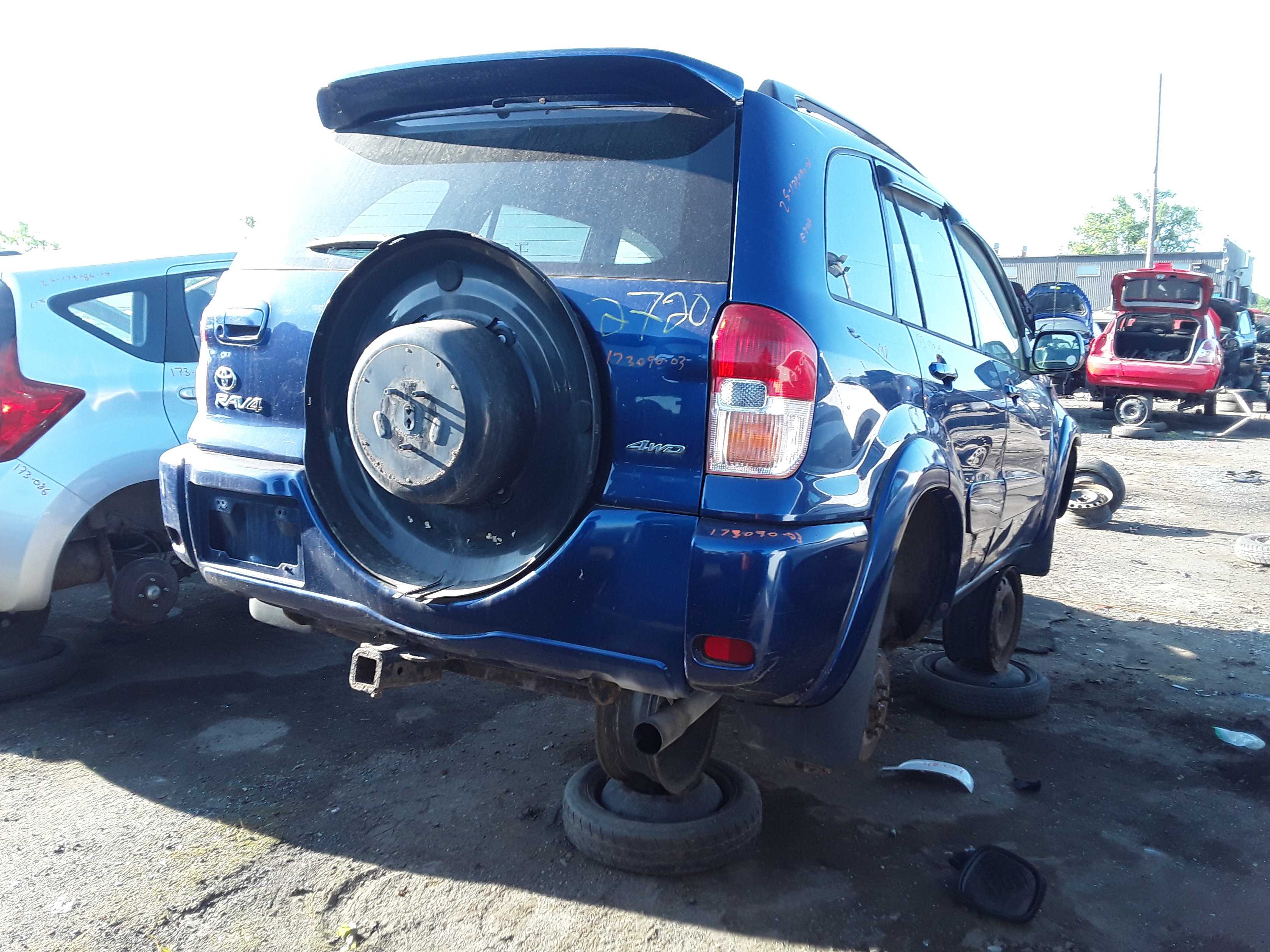 TOYOTA RAV4 2003