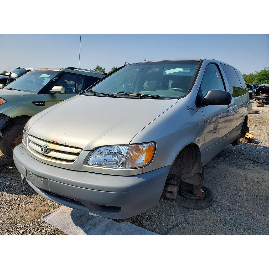 TOYOTA SIENNA 2002