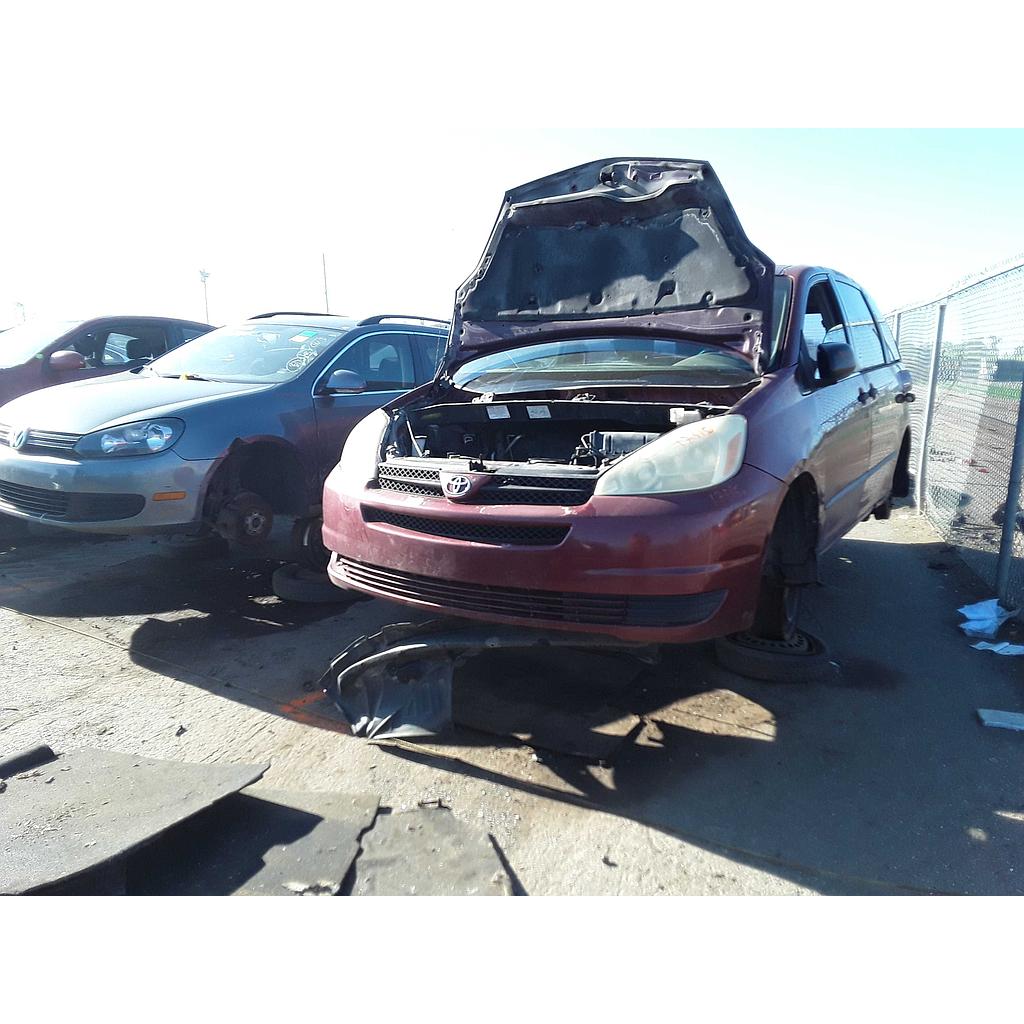 TOYOTA SIENNA 2004