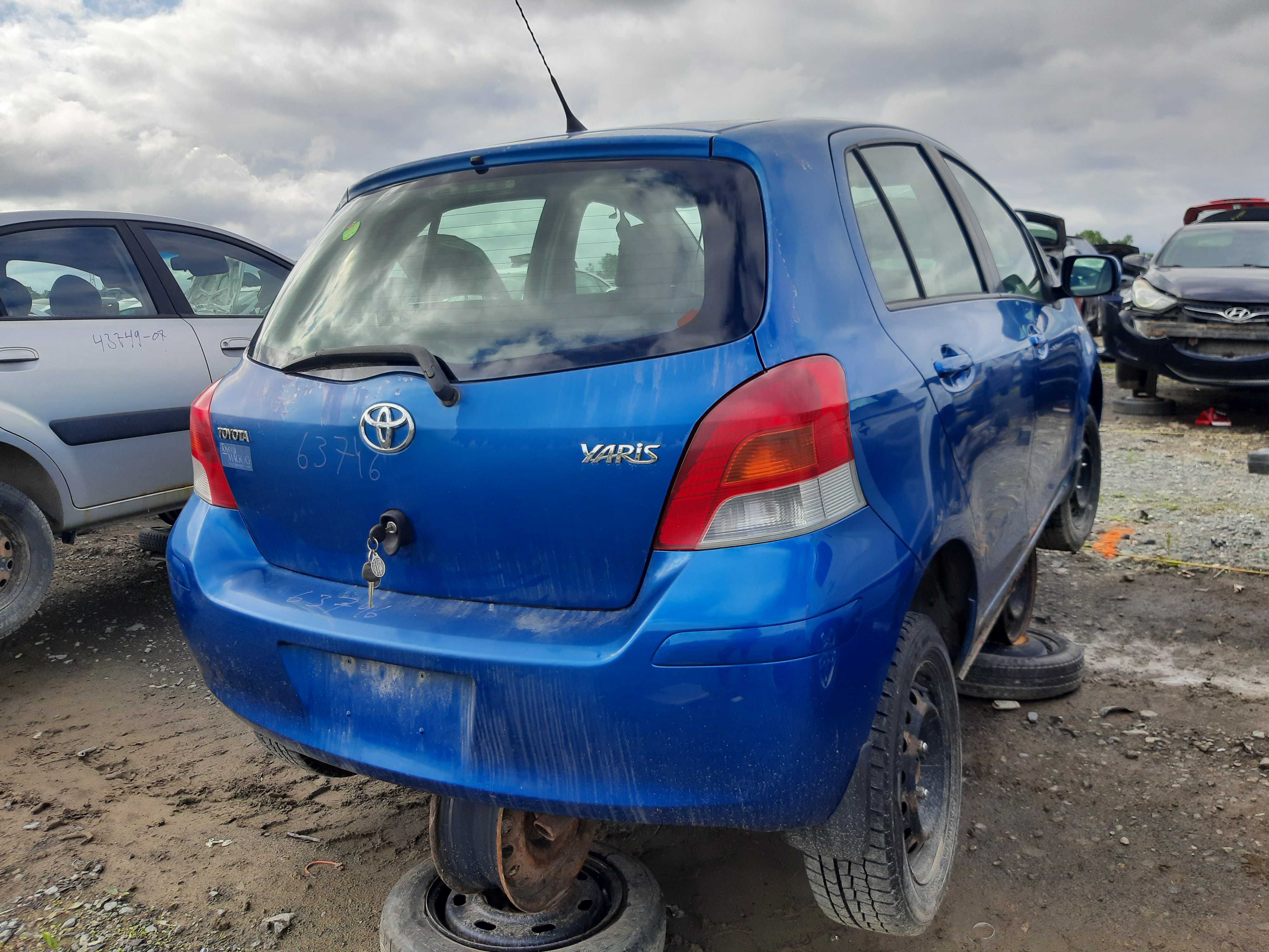 TOYOTA YARIS 2010