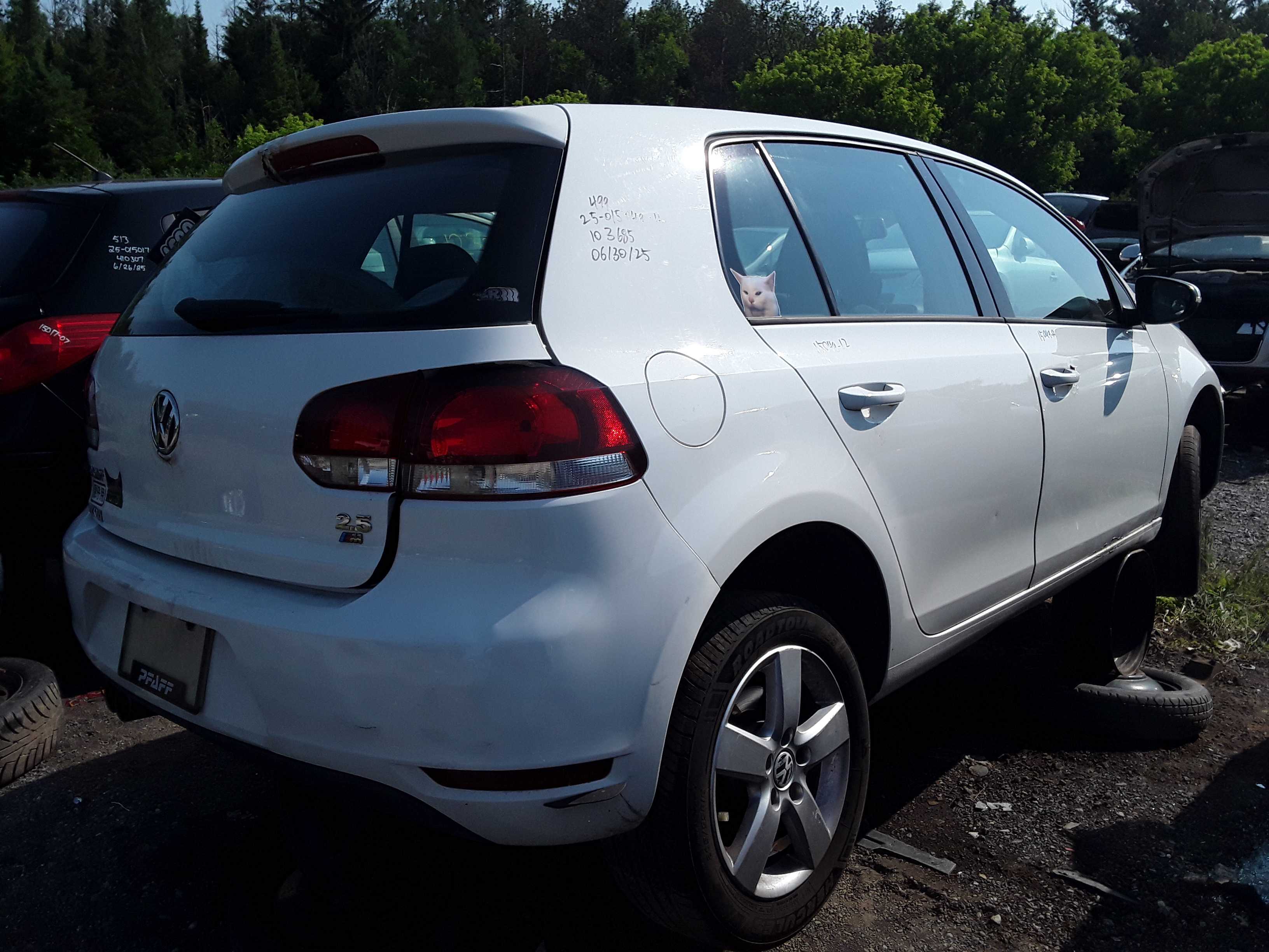 VOLKSWAGEN GOLF 2012