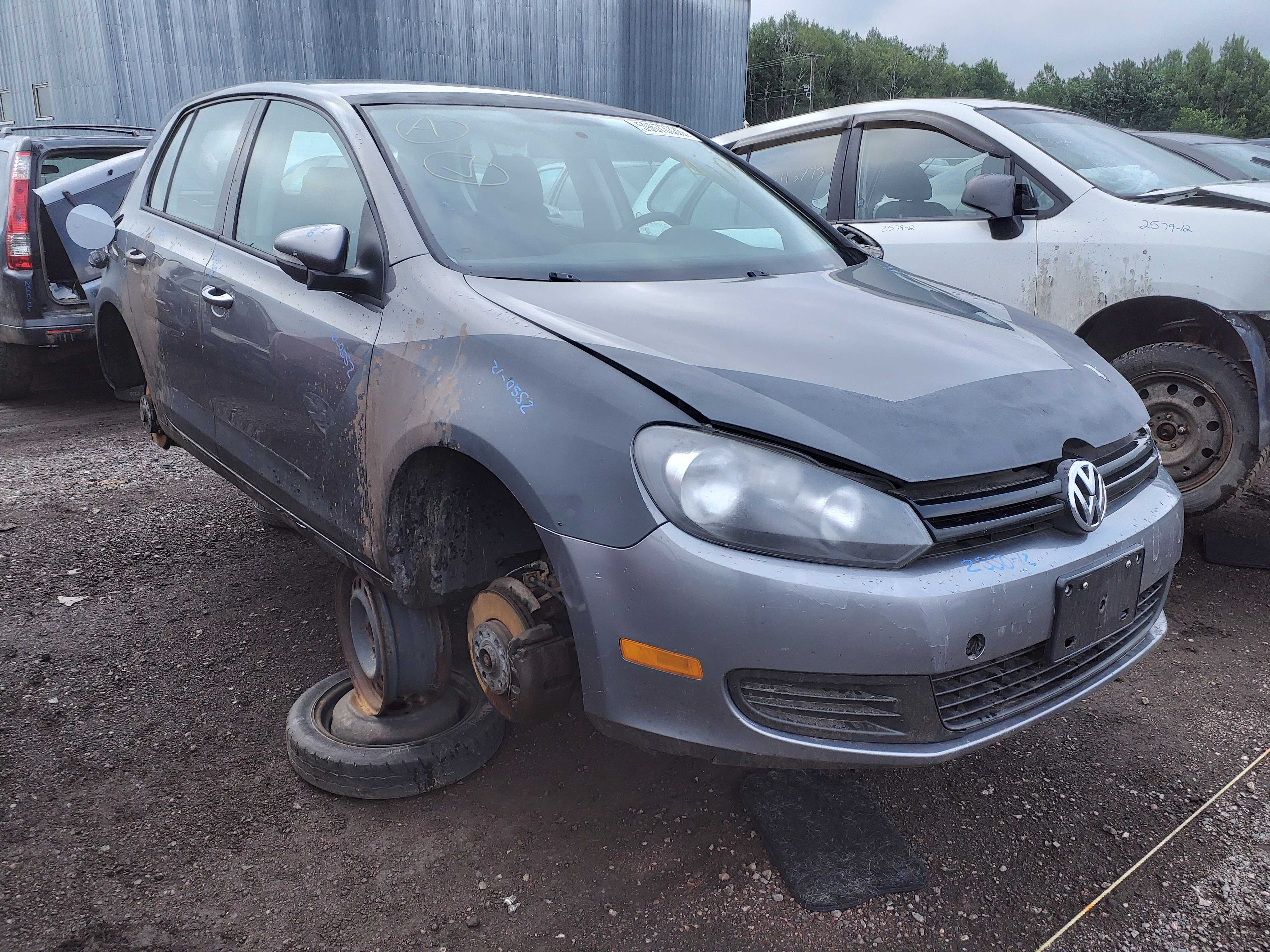 VOLKSWAGEN GOLF 2012