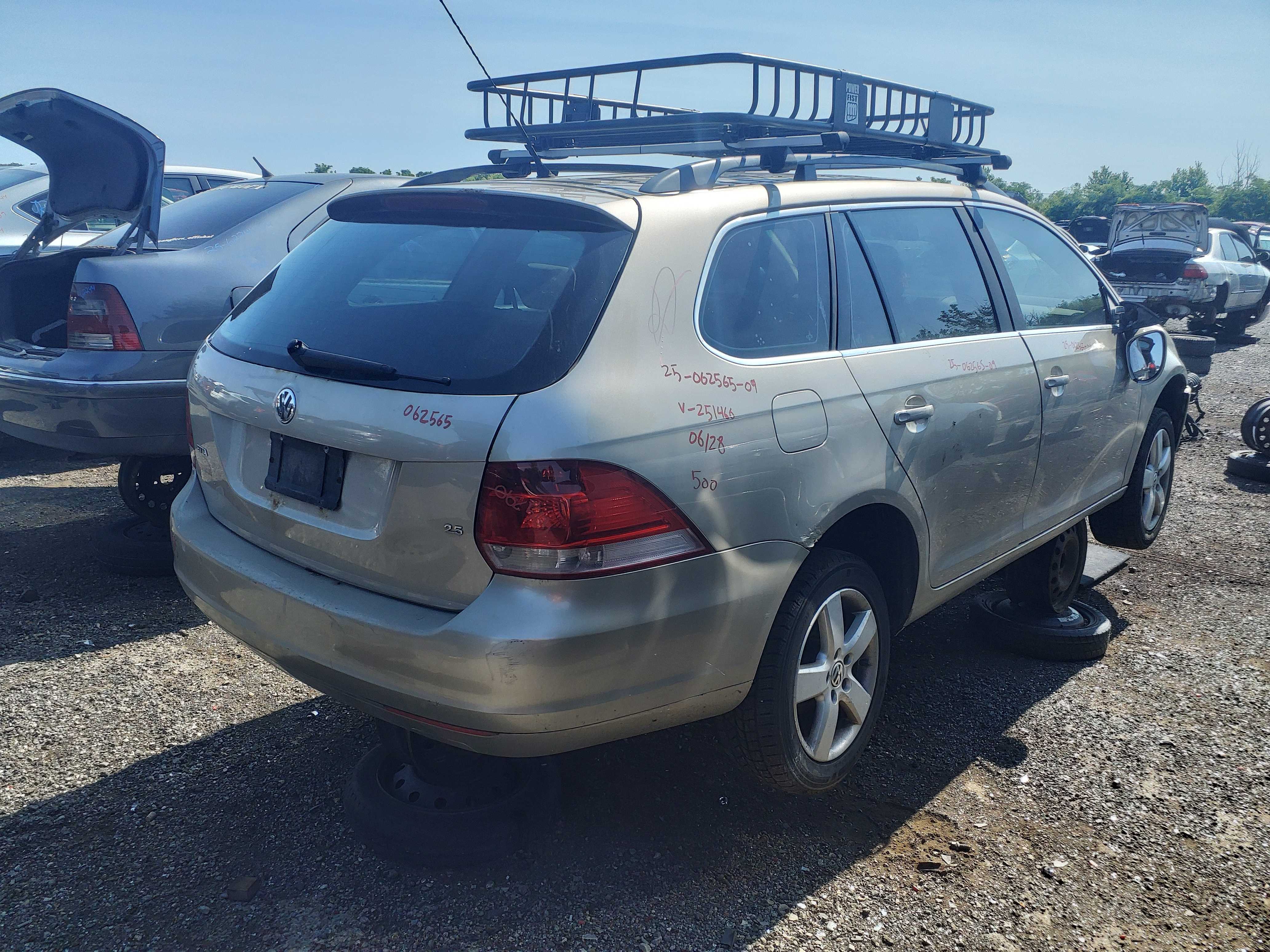VOLKSWAGEN JETTA 2009