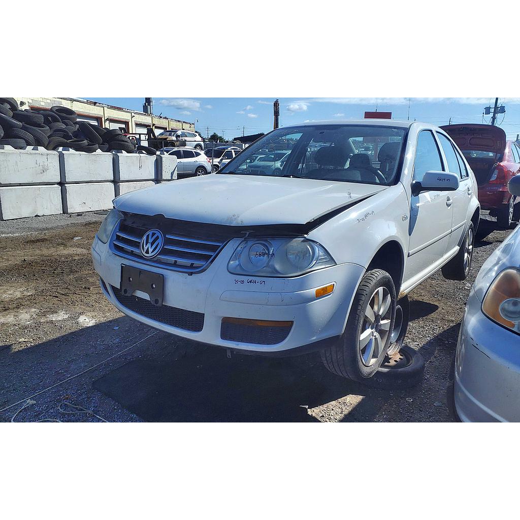 VOLKSWAGEN JETTA 2009