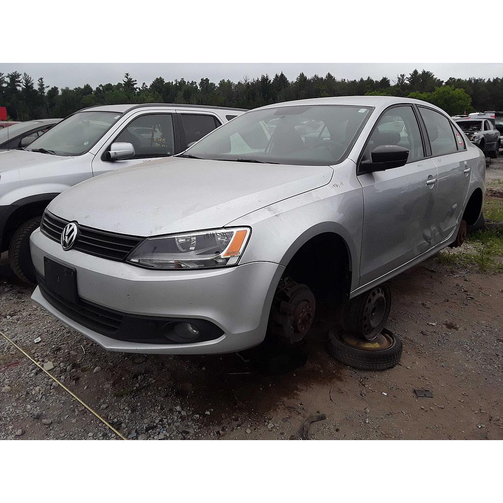 VOLKSWAGEN JETTA 2011