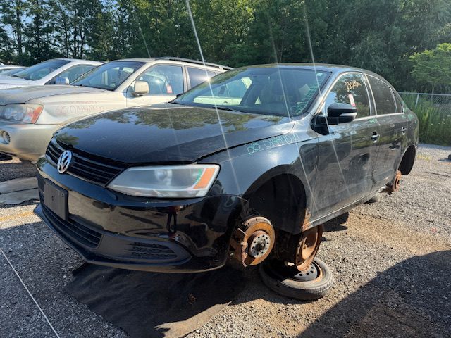 VOLKSWAGEN JETTA 2011
