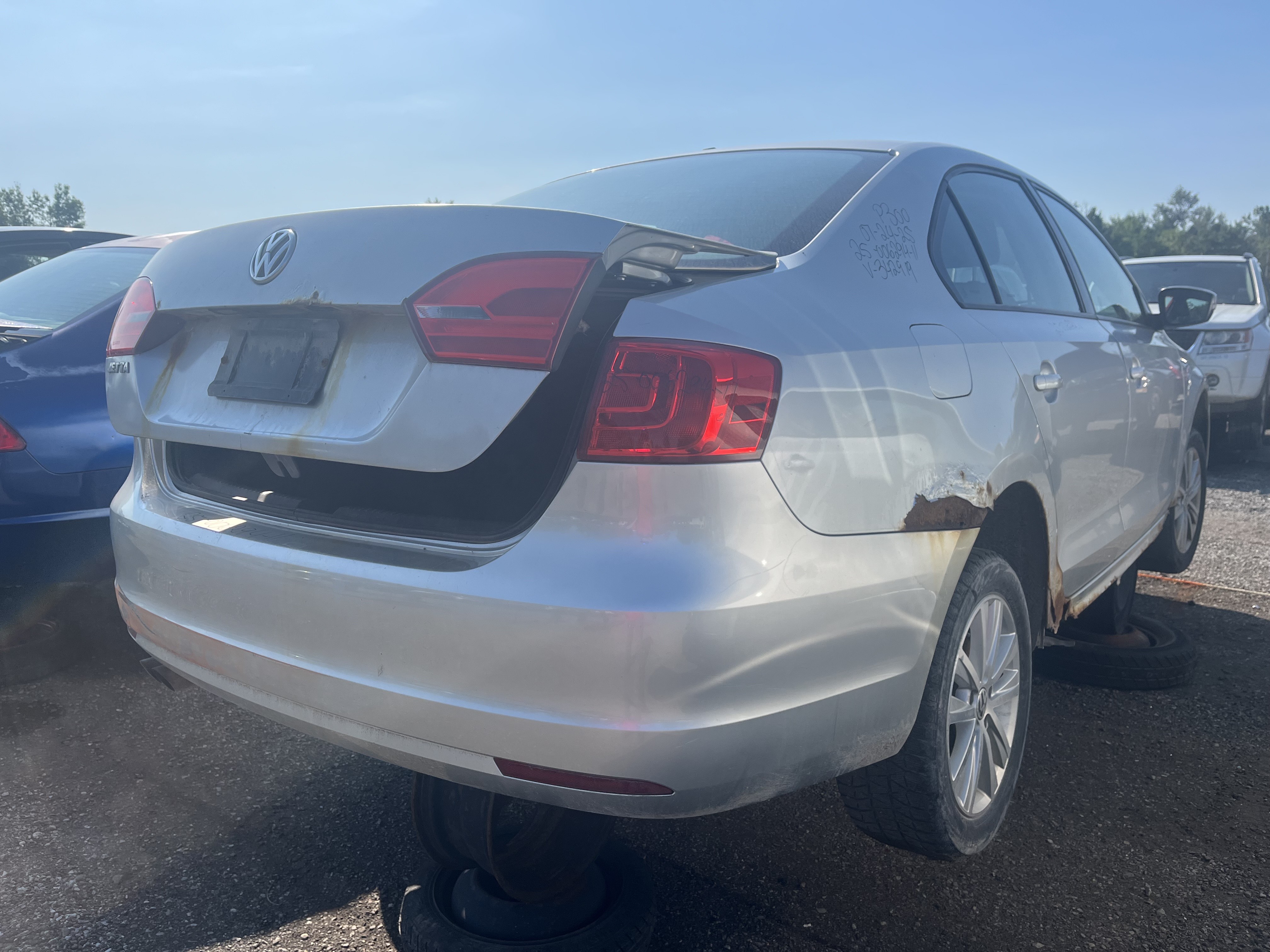 VOLKSWAGEN JETTA 2011