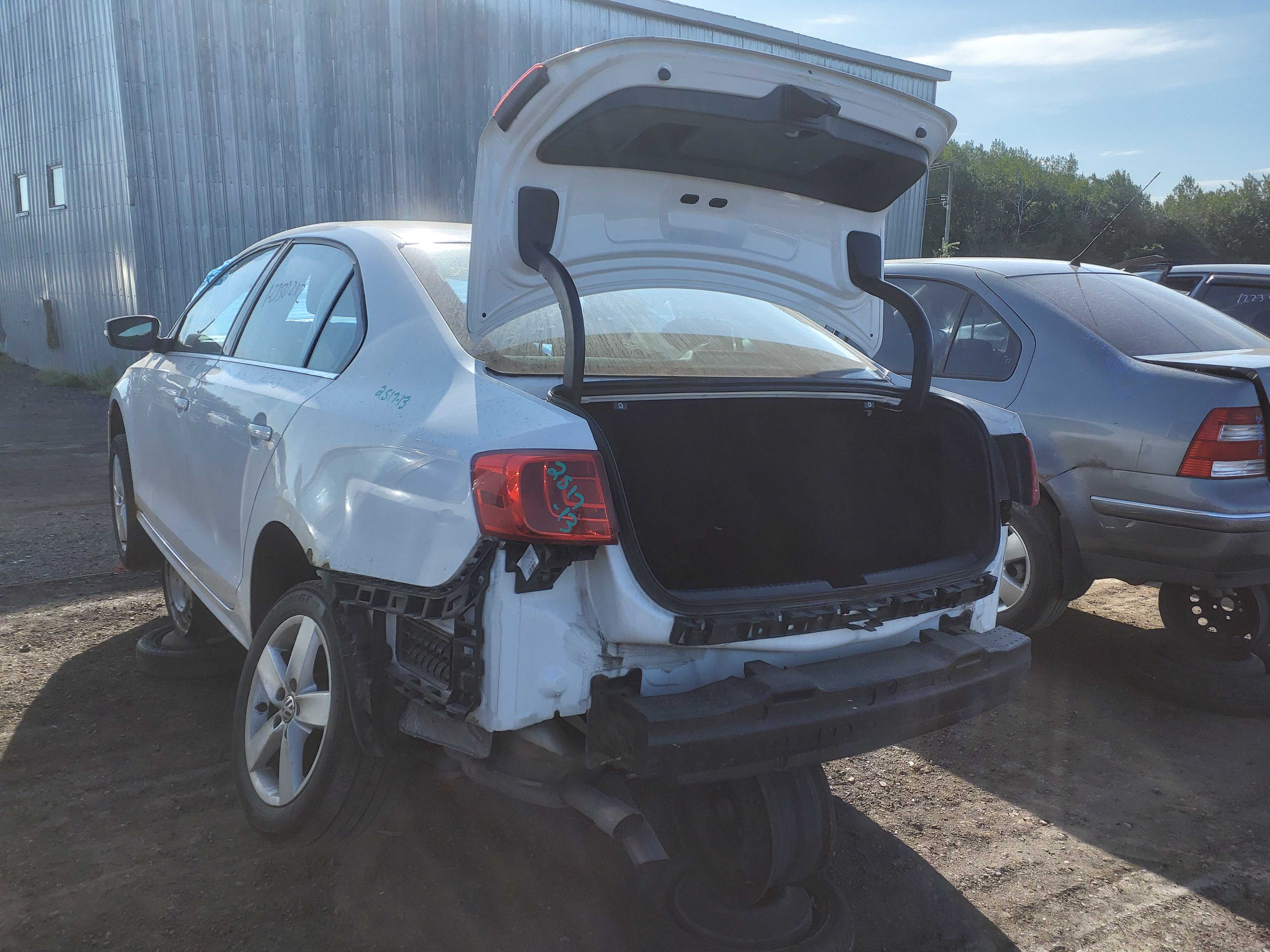 VOLKSWAGEN JETTA 2013