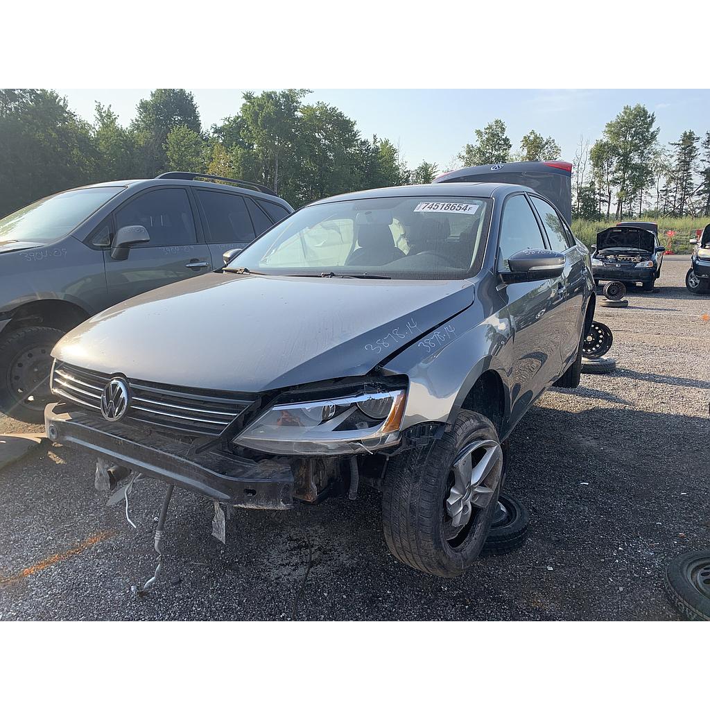 VOLKSWAGEN JETTA 2014