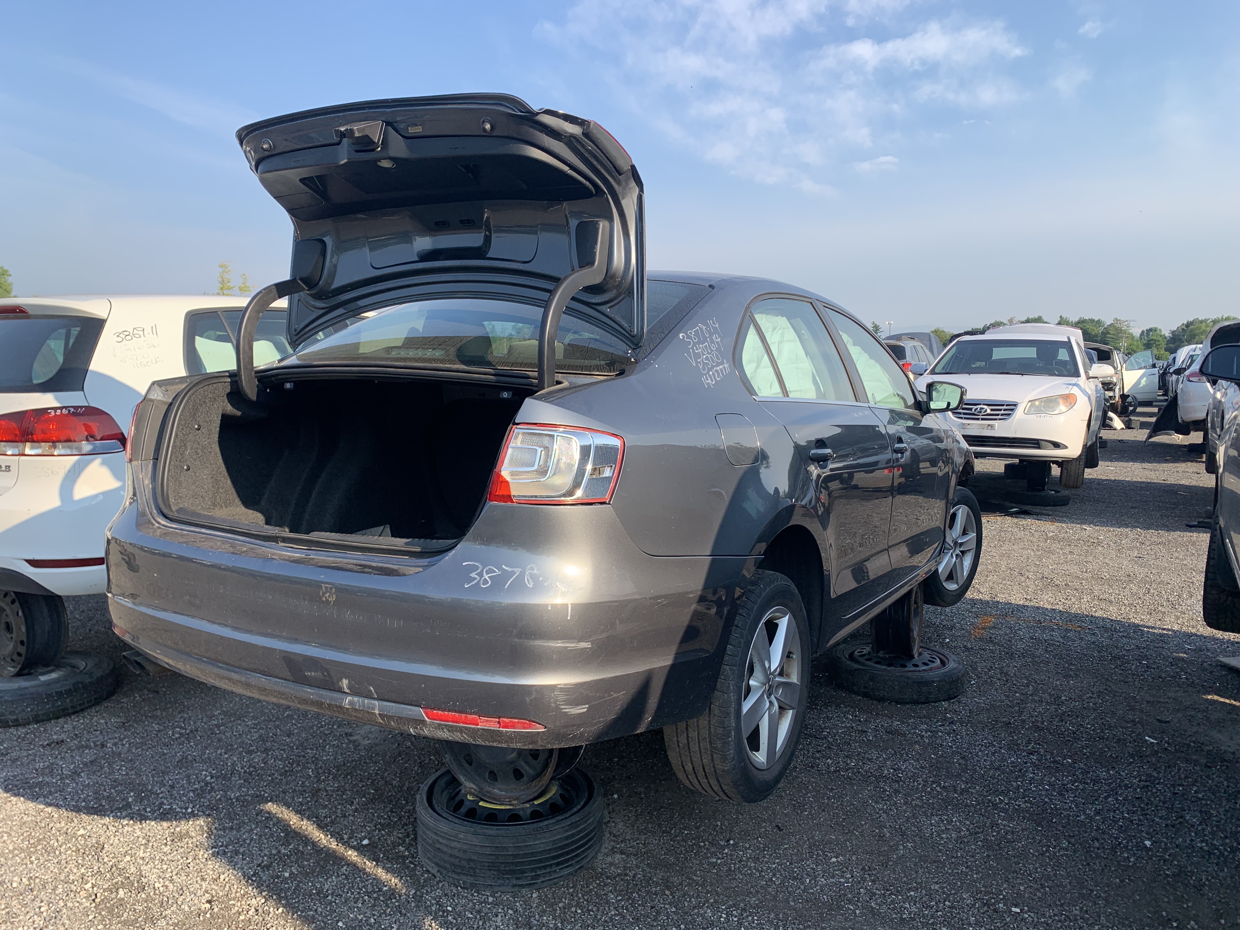 VOLKSWAGEN JETTA 2014