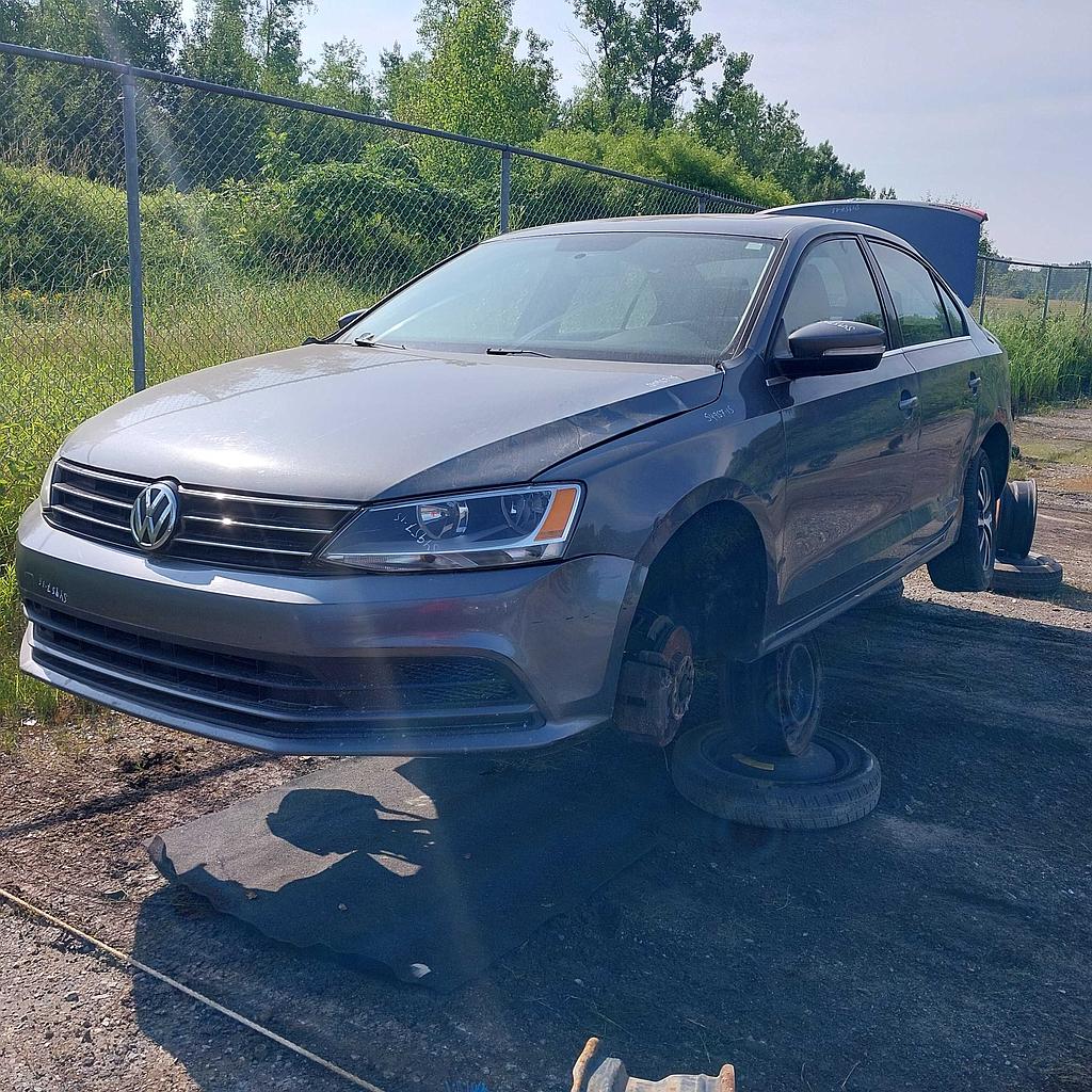 VOLKSWAGEN JETTA 2015