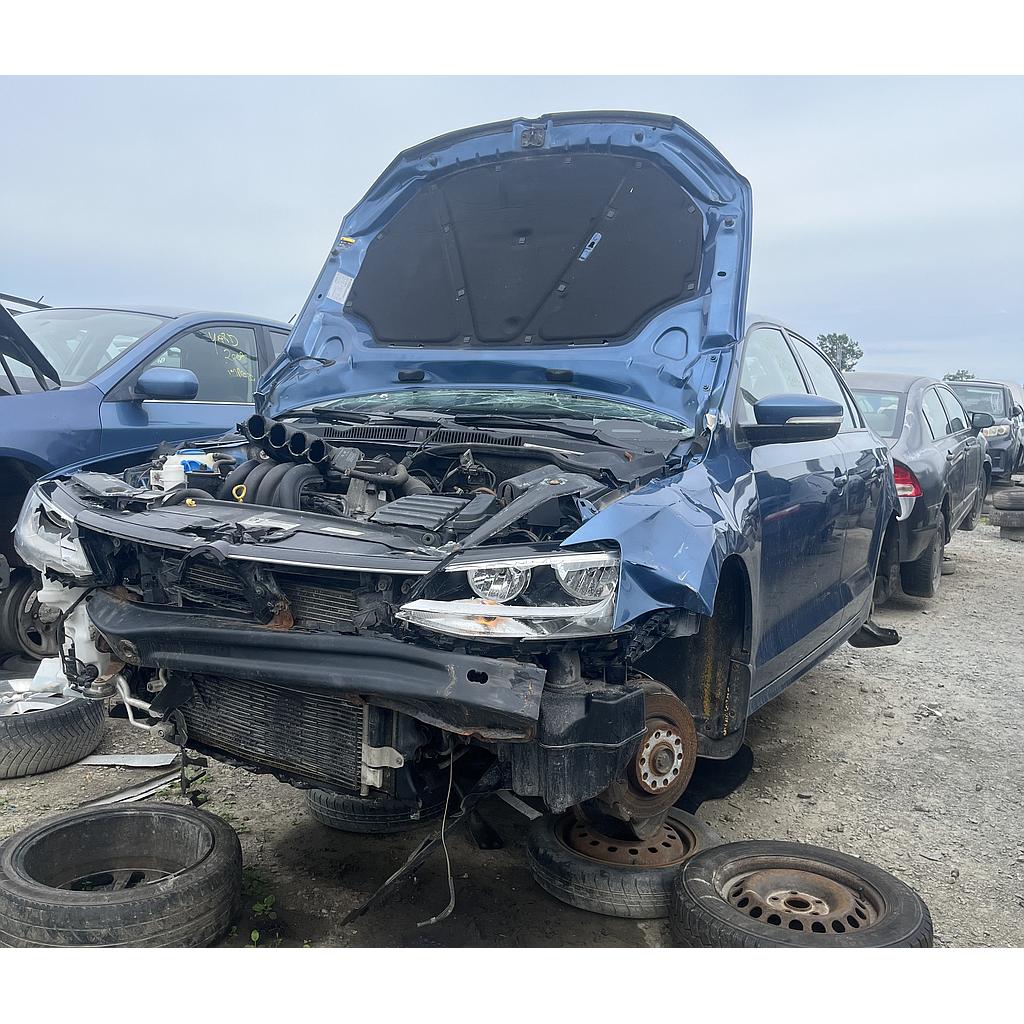 VOLKSWAGEN JETTA 2015