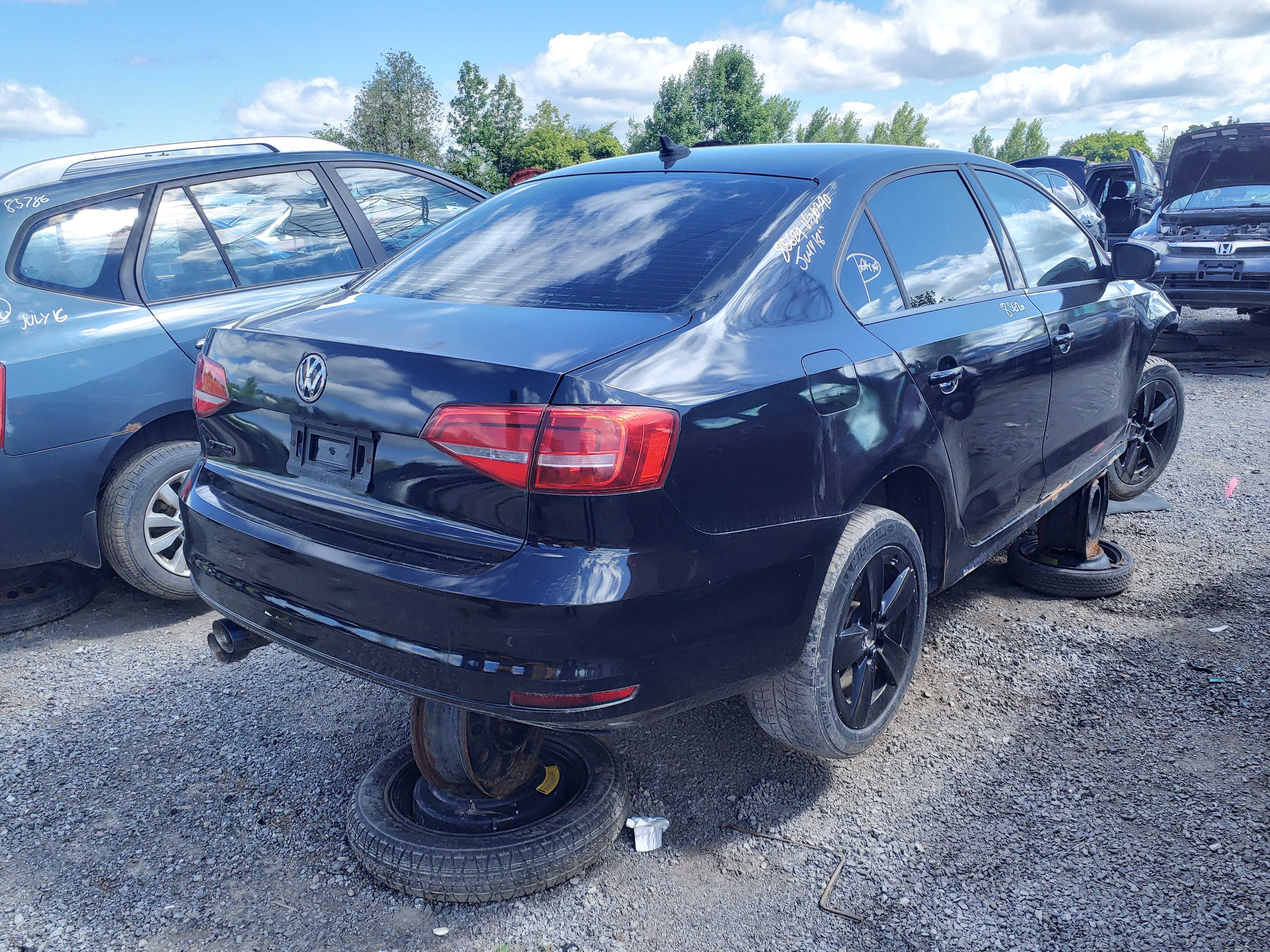 VOLKSWAGEN JETTA 2015