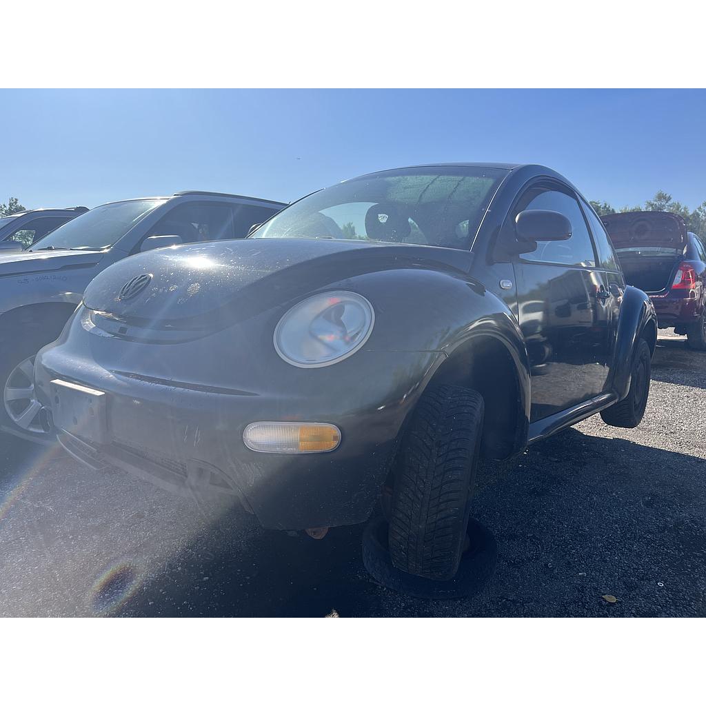 VOLKSWAGEN NEW BEETLE 2000