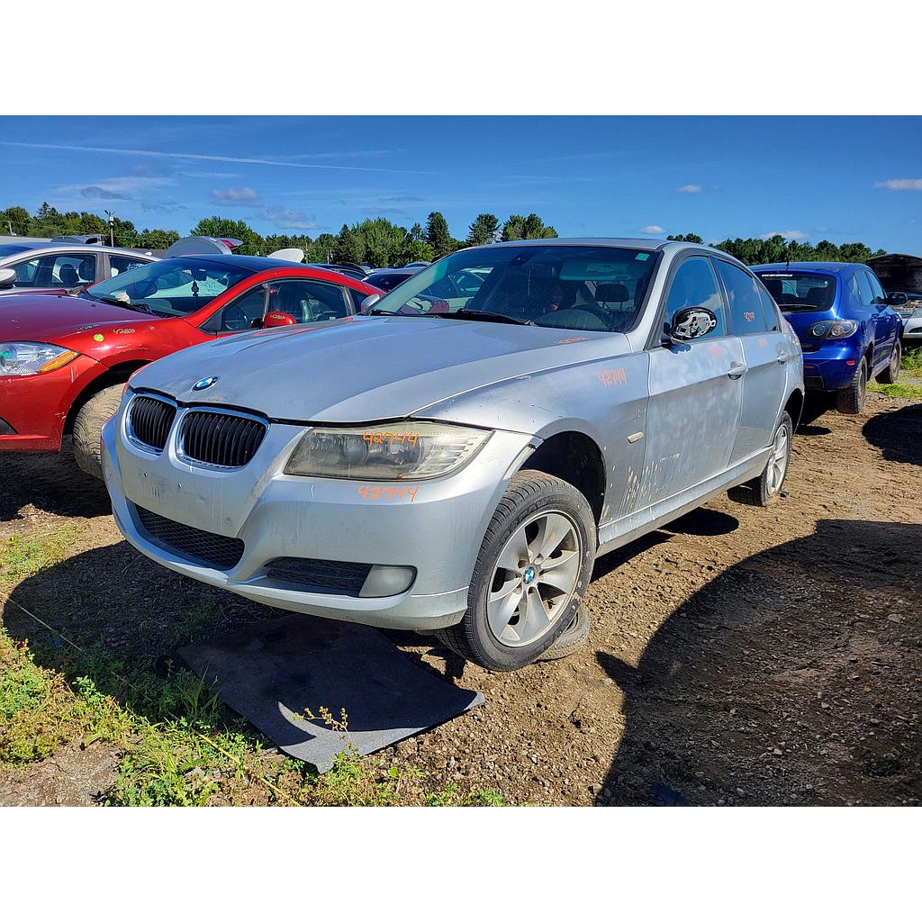BMW 323 2011