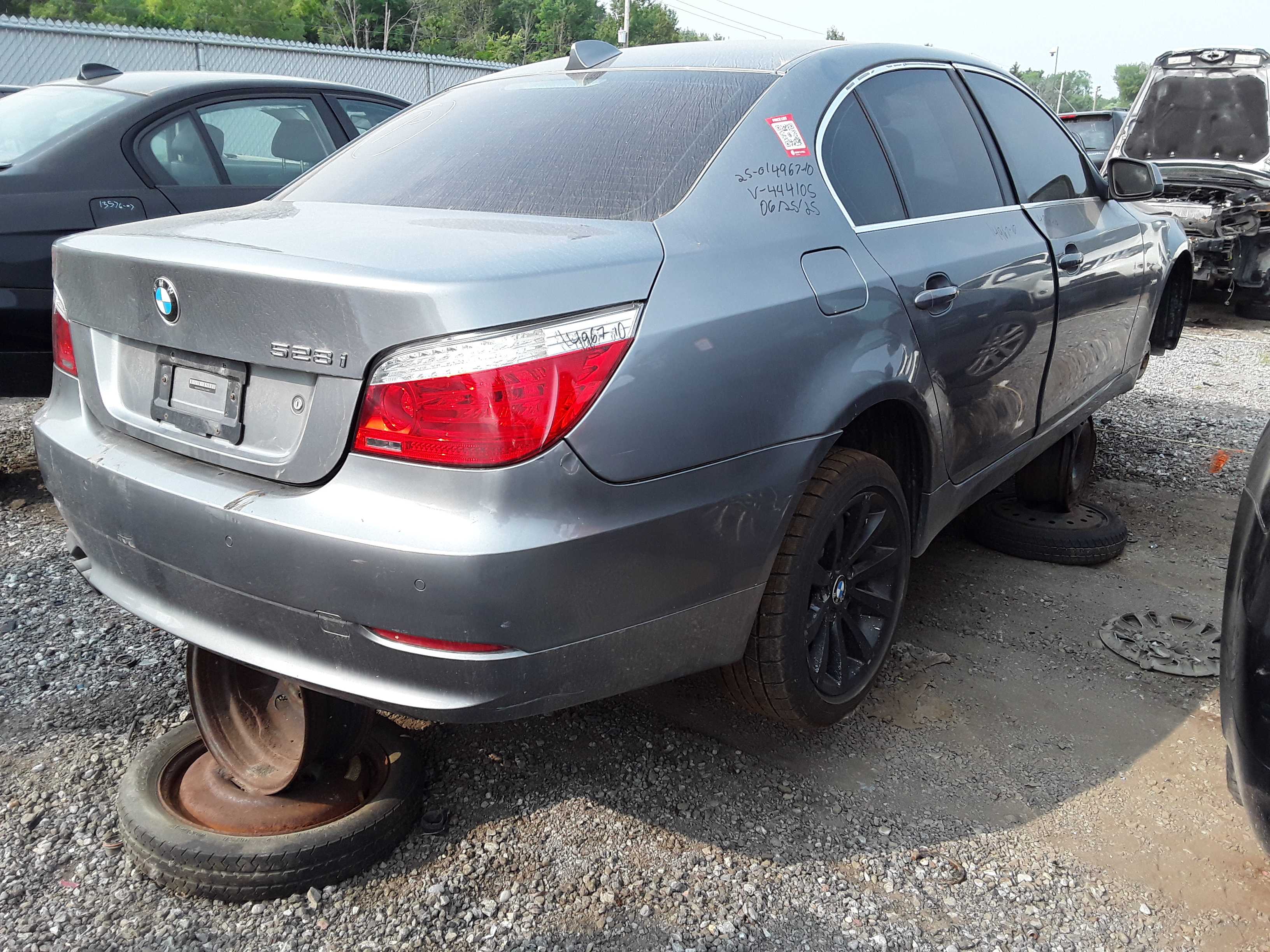 BMW 528 2010