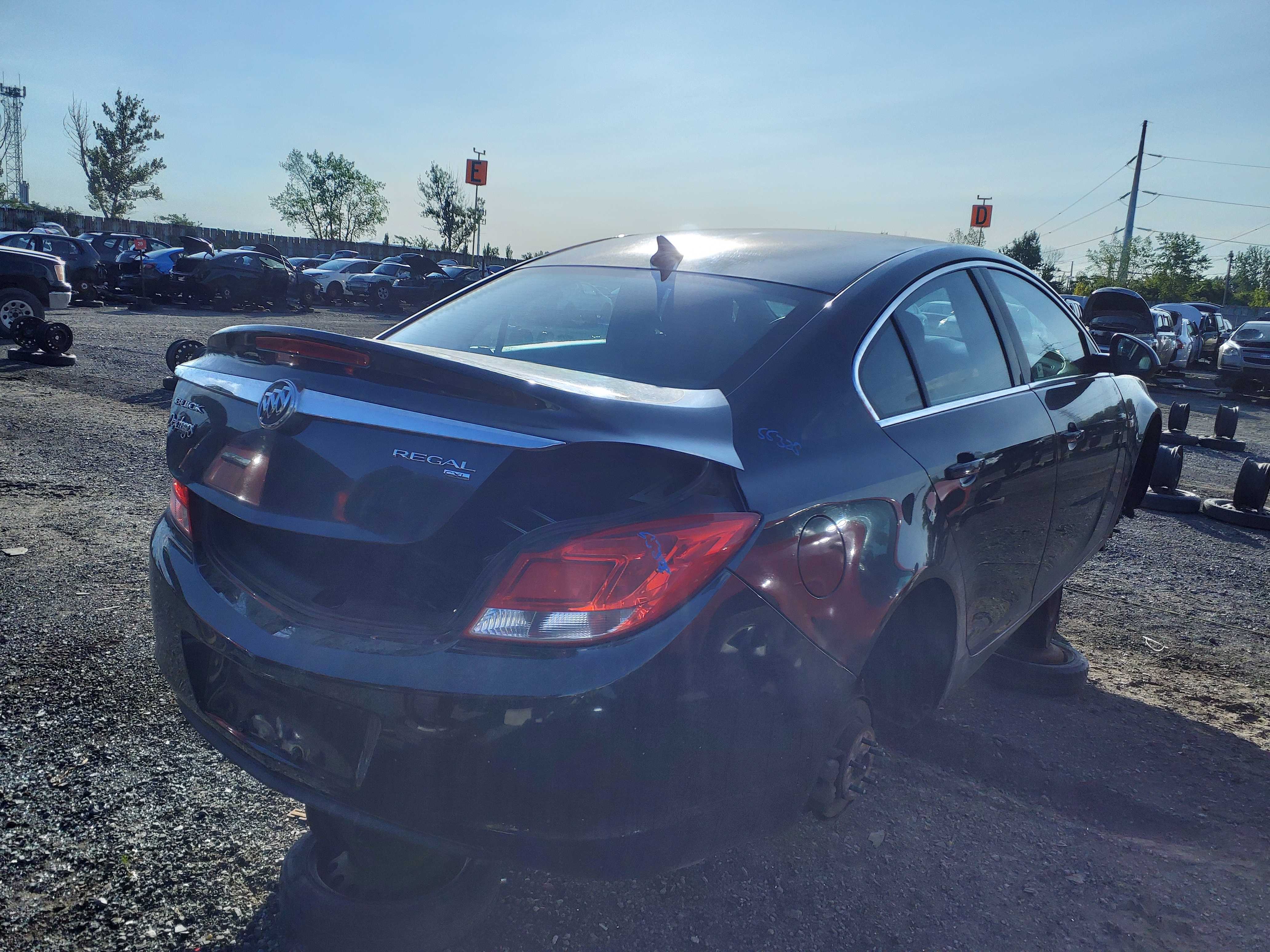BUICK REGAL 2011