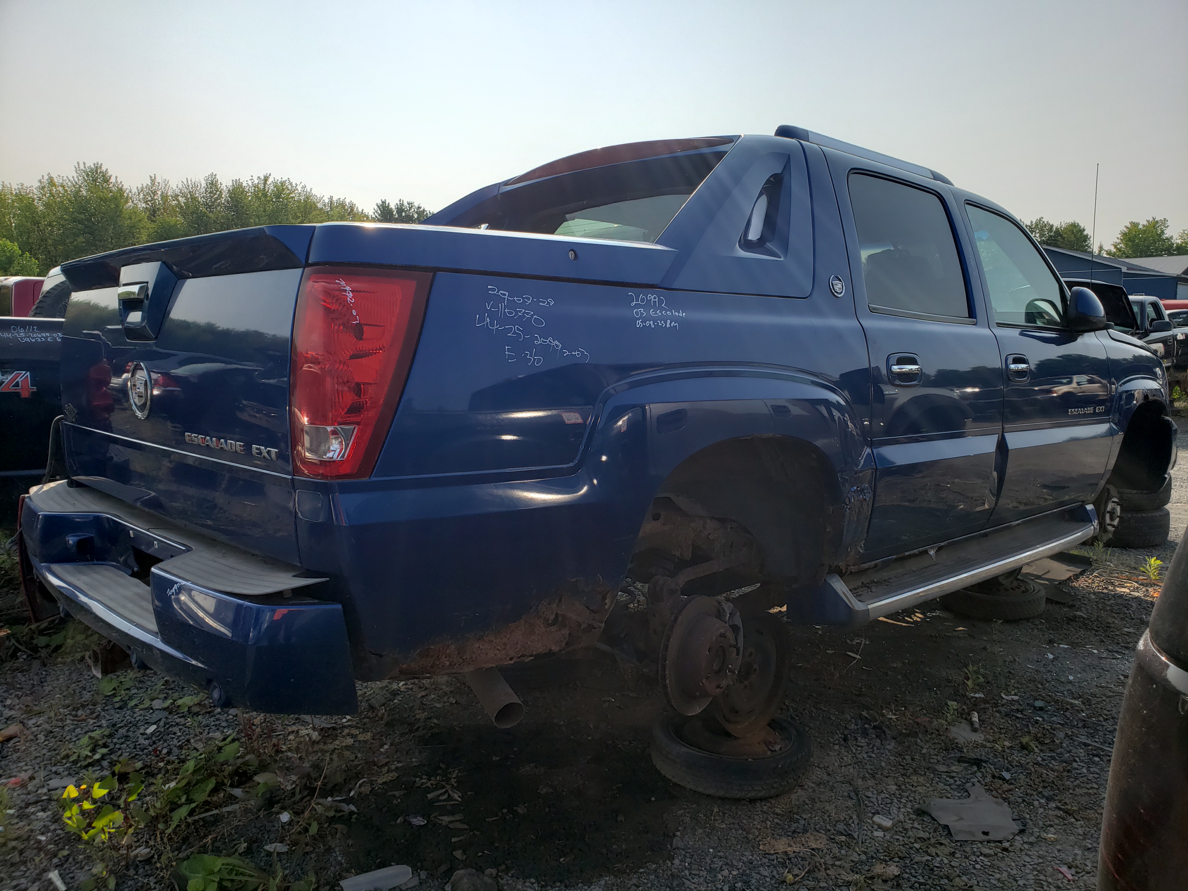 CADILLAC ESCALADE 2003