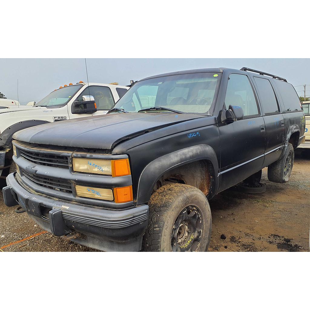 CHEVROLET SUBURBAN 1995