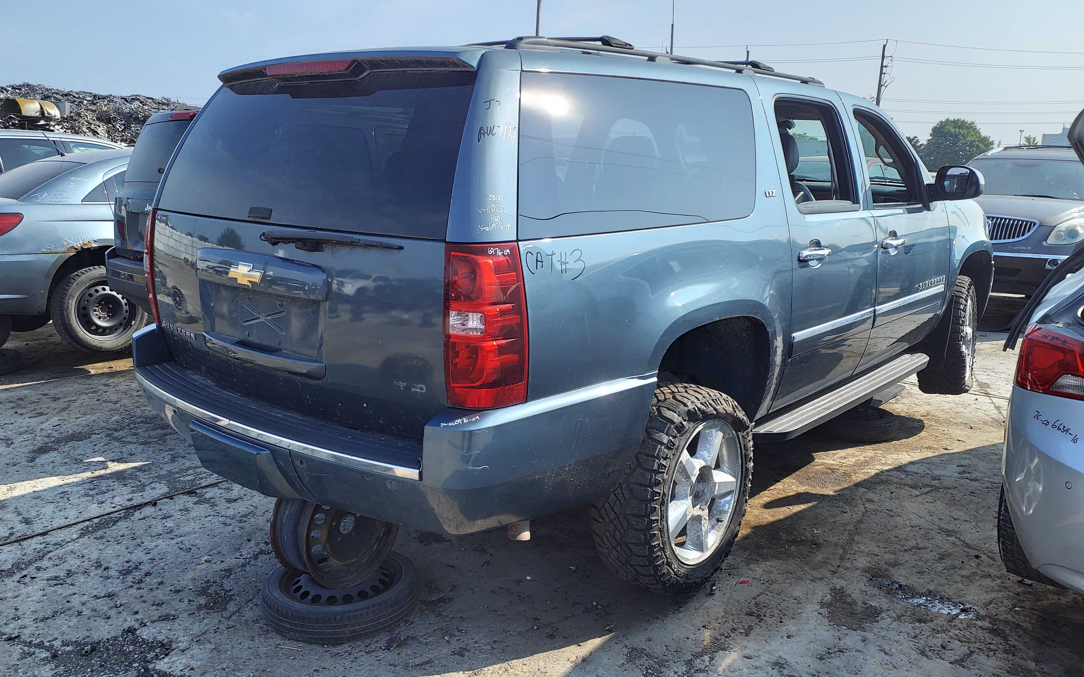 CHEVROLET SUBURBAN 2009