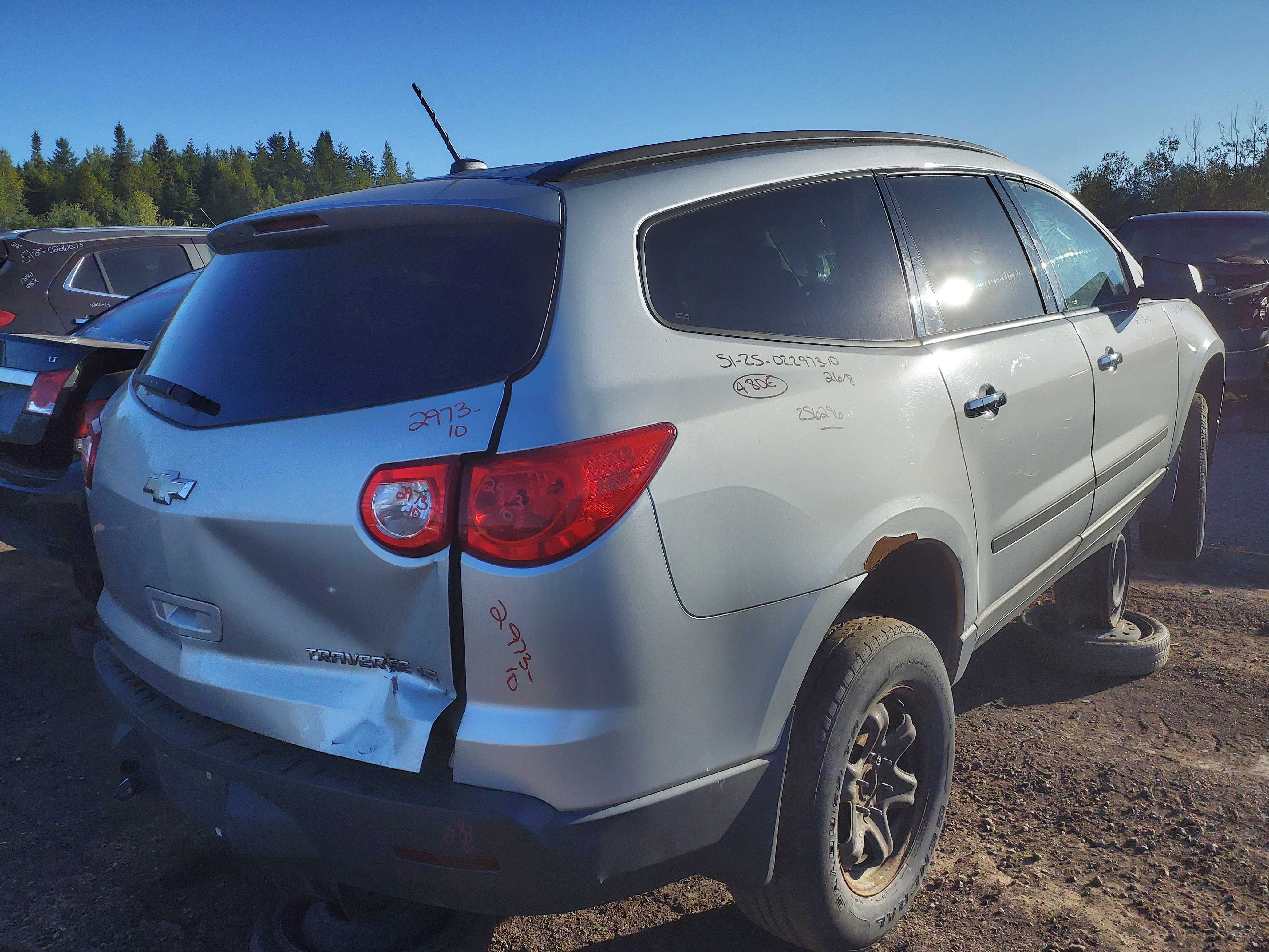 CHEVROLET TRAVERSE 2010