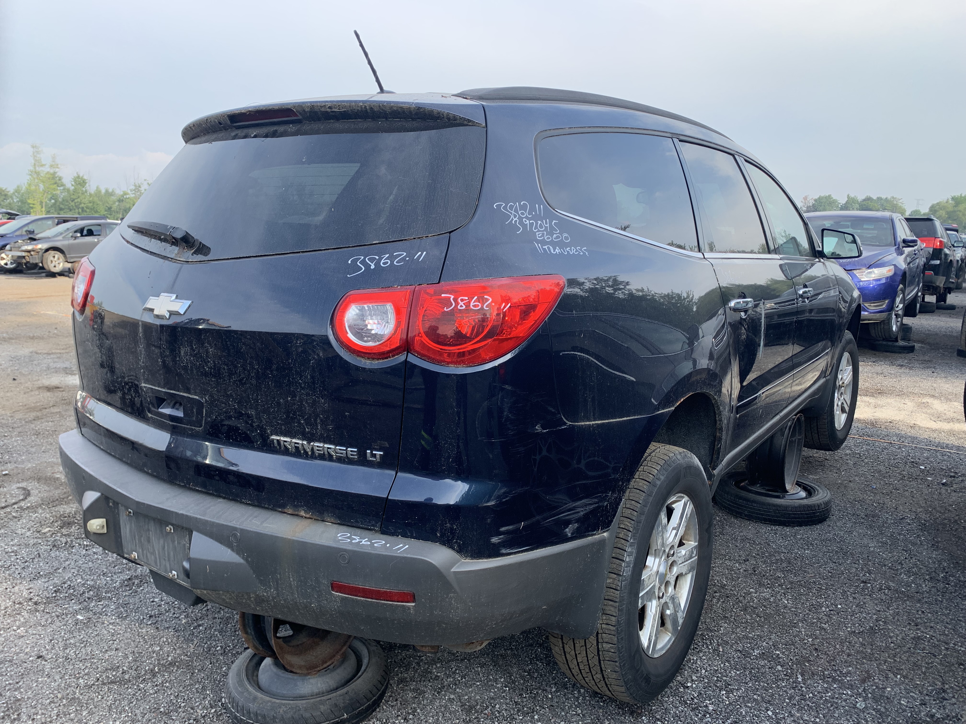 CHEVROLET TRAVERSE 2011