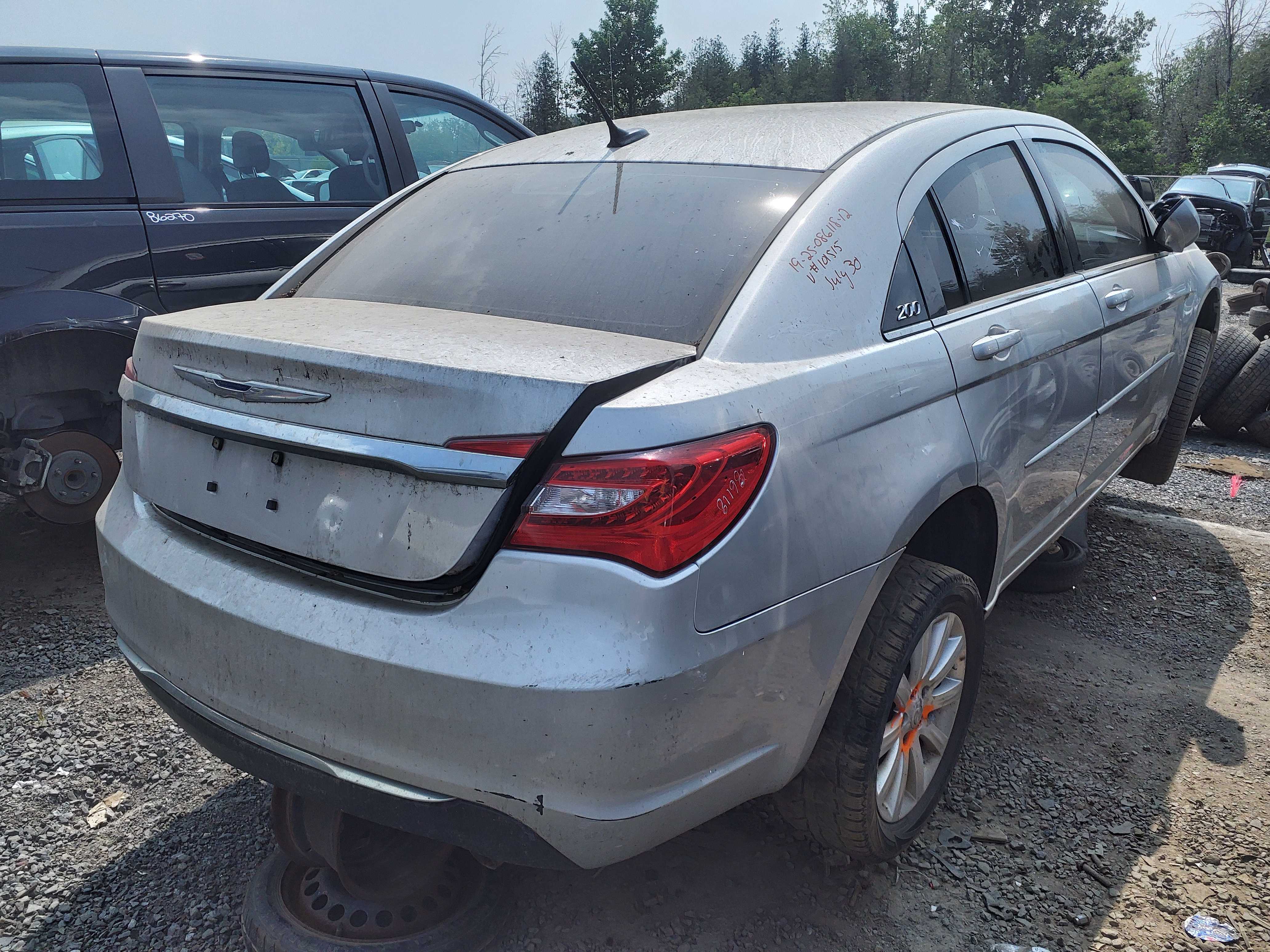 CHRYSLER 200 2012