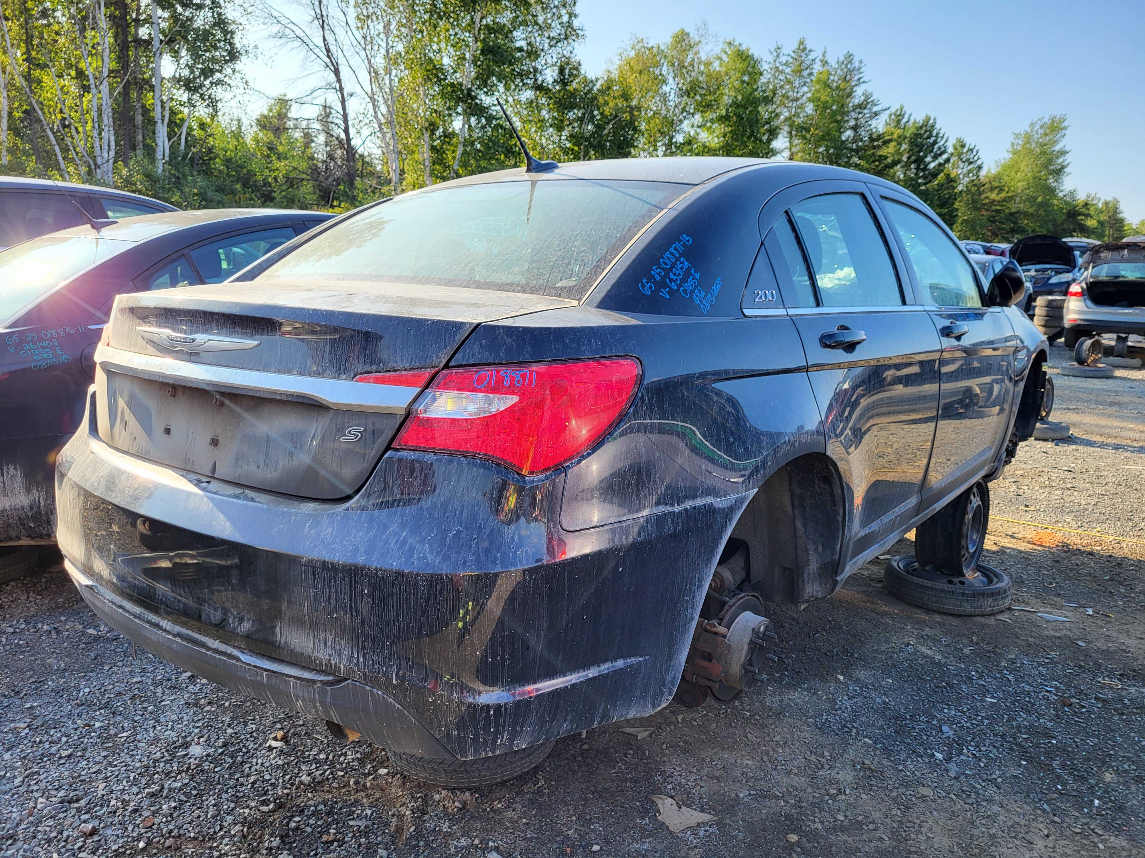 CHRYSLER 200 2013