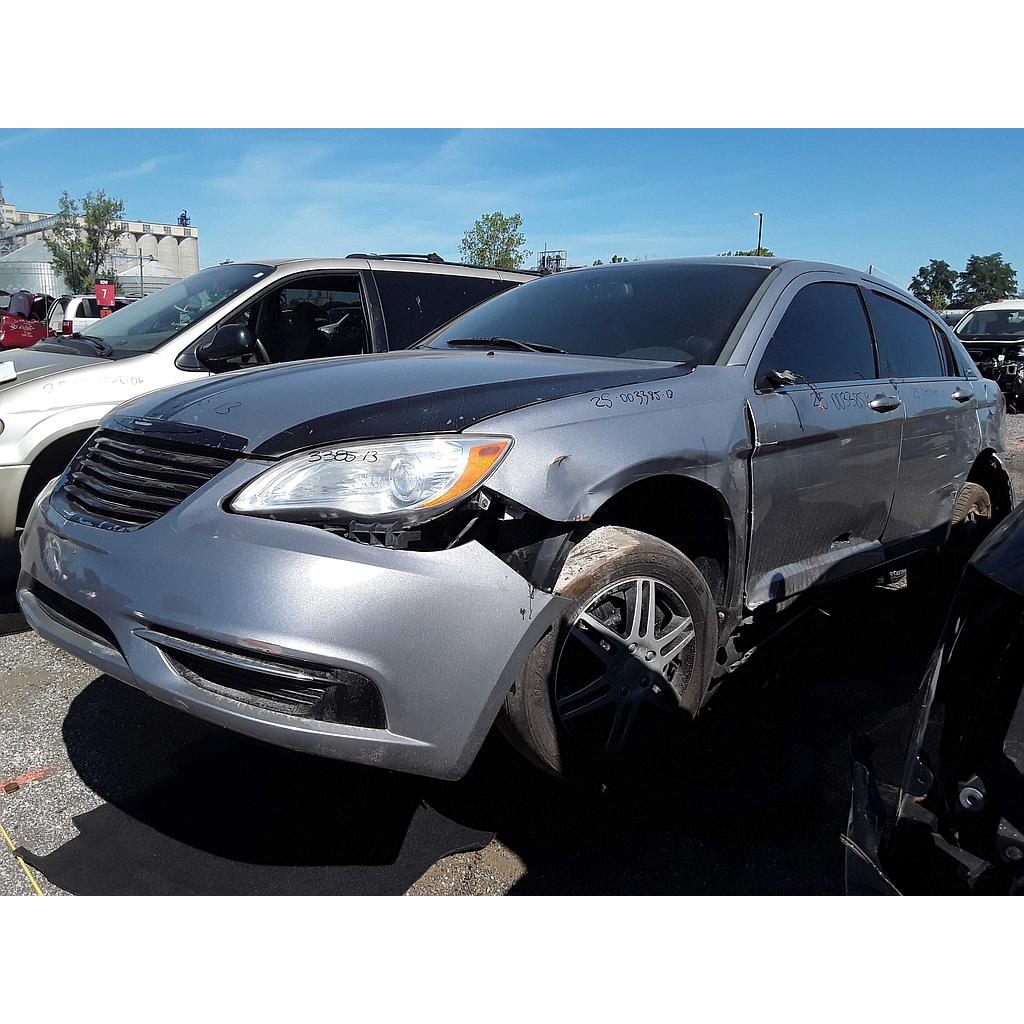 CHRYSLER 200 2013
