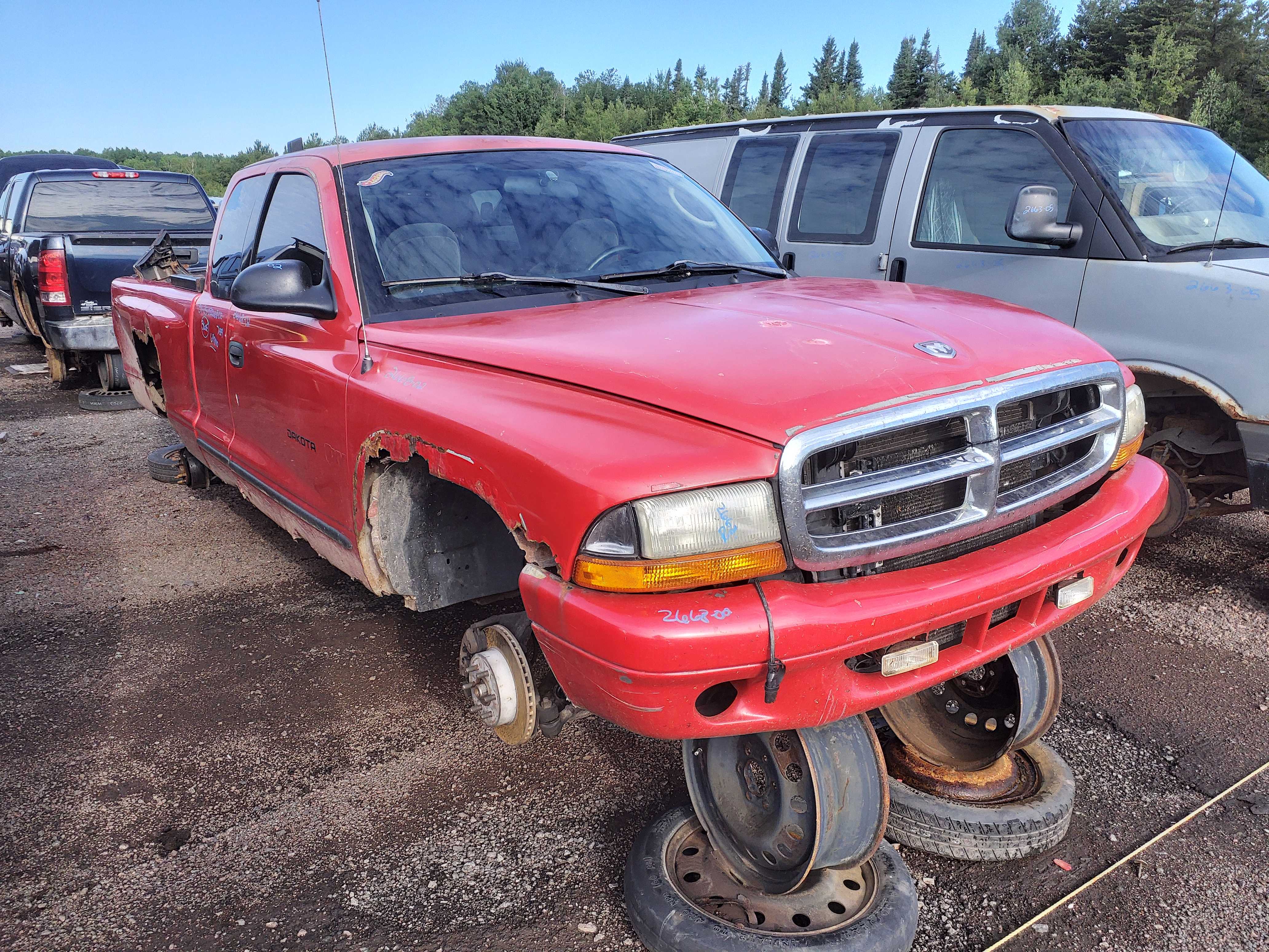 DODGE DAKOTA 2002