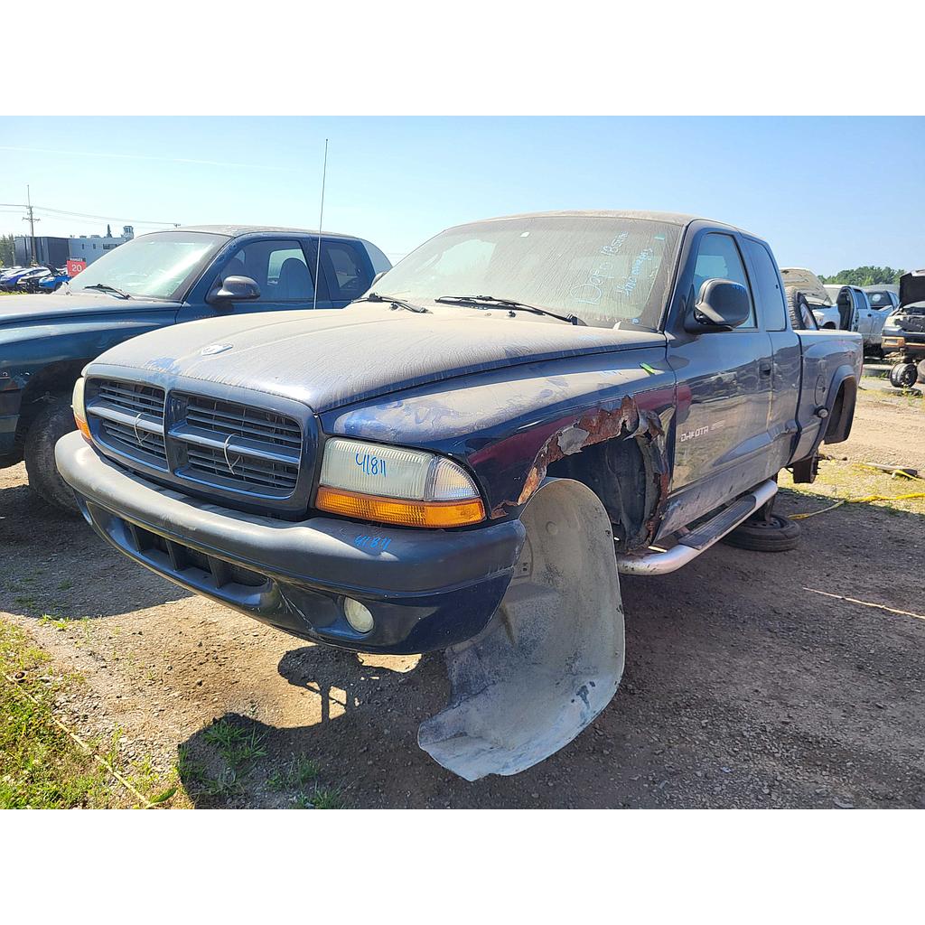 DODGE DAKOTA 2002