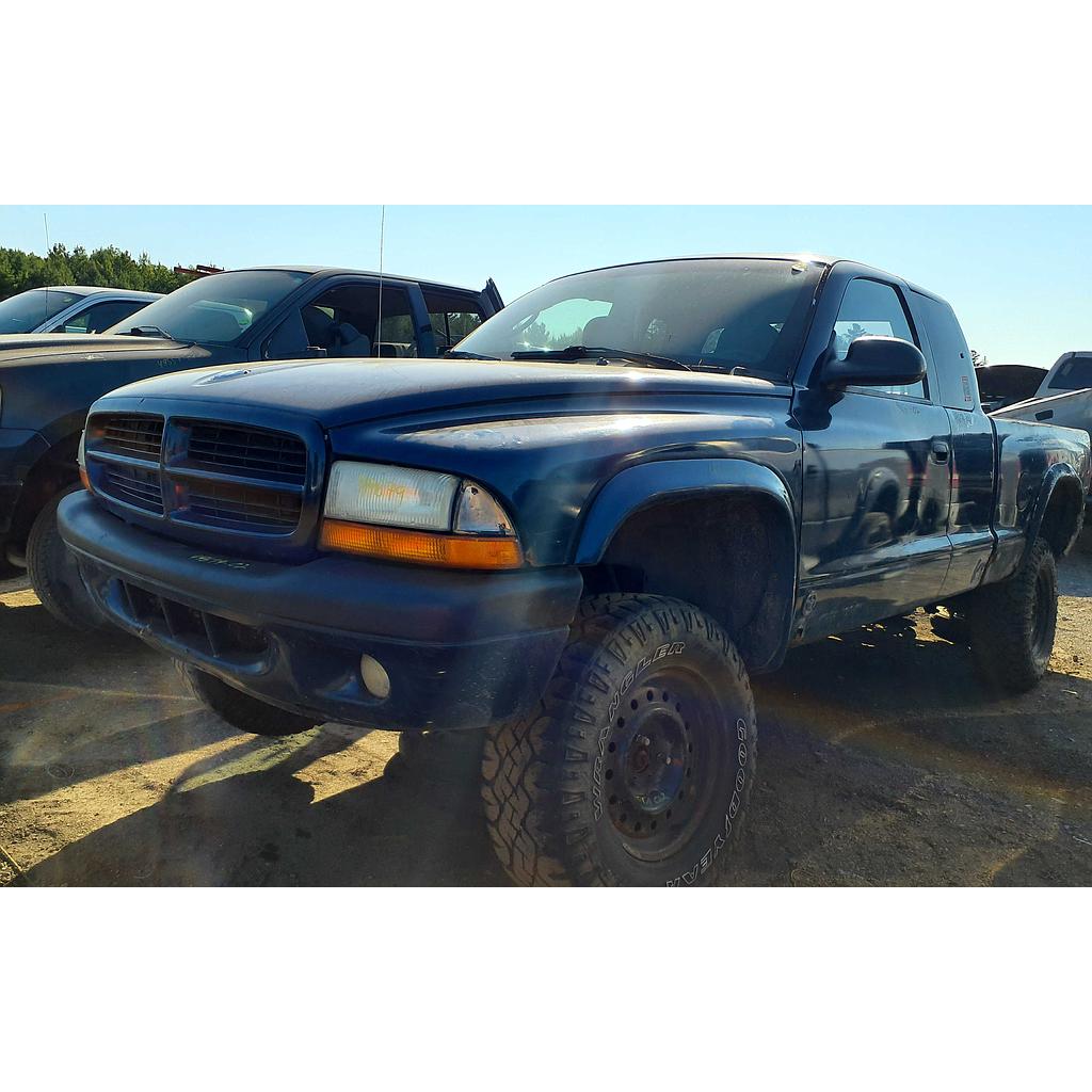 DODGE DAKOTA 2002