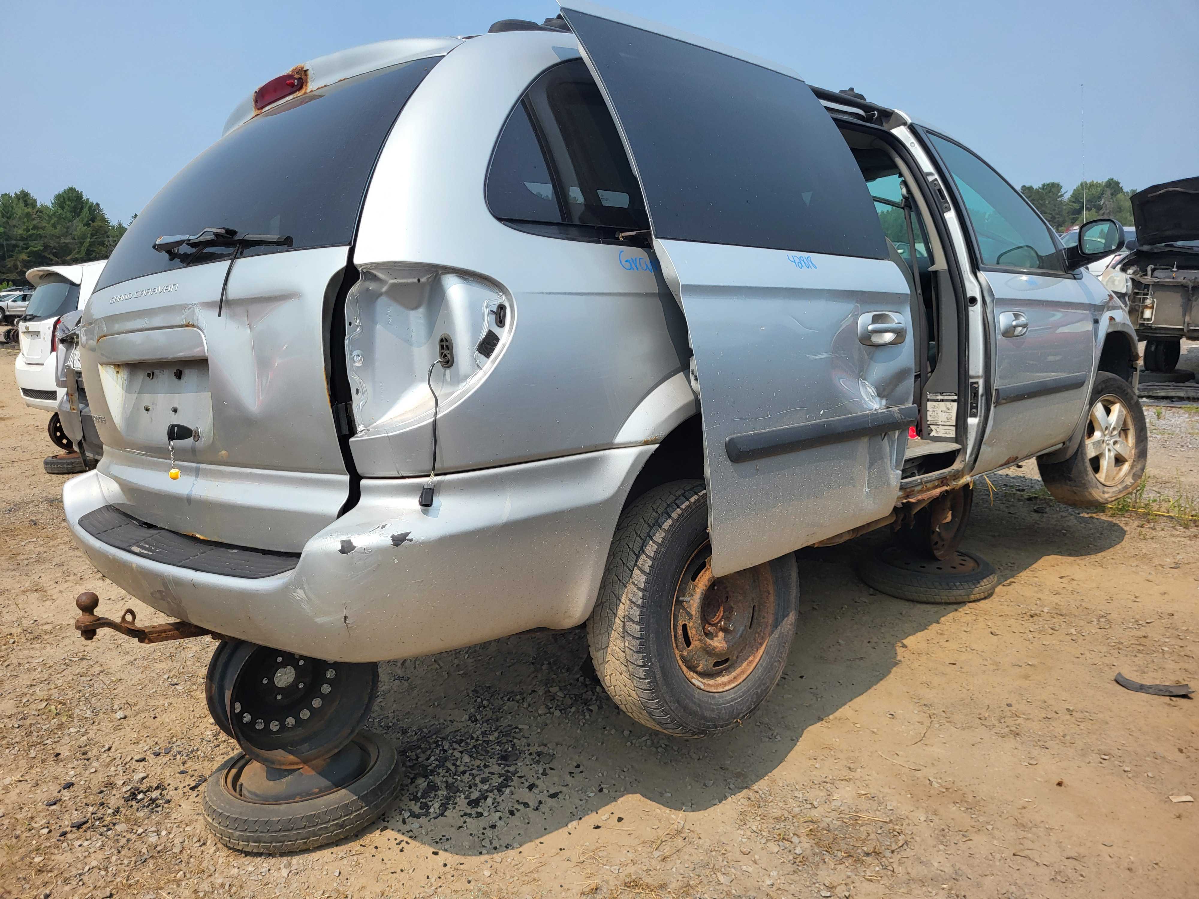DODGE GRAND CARAVAN 2005