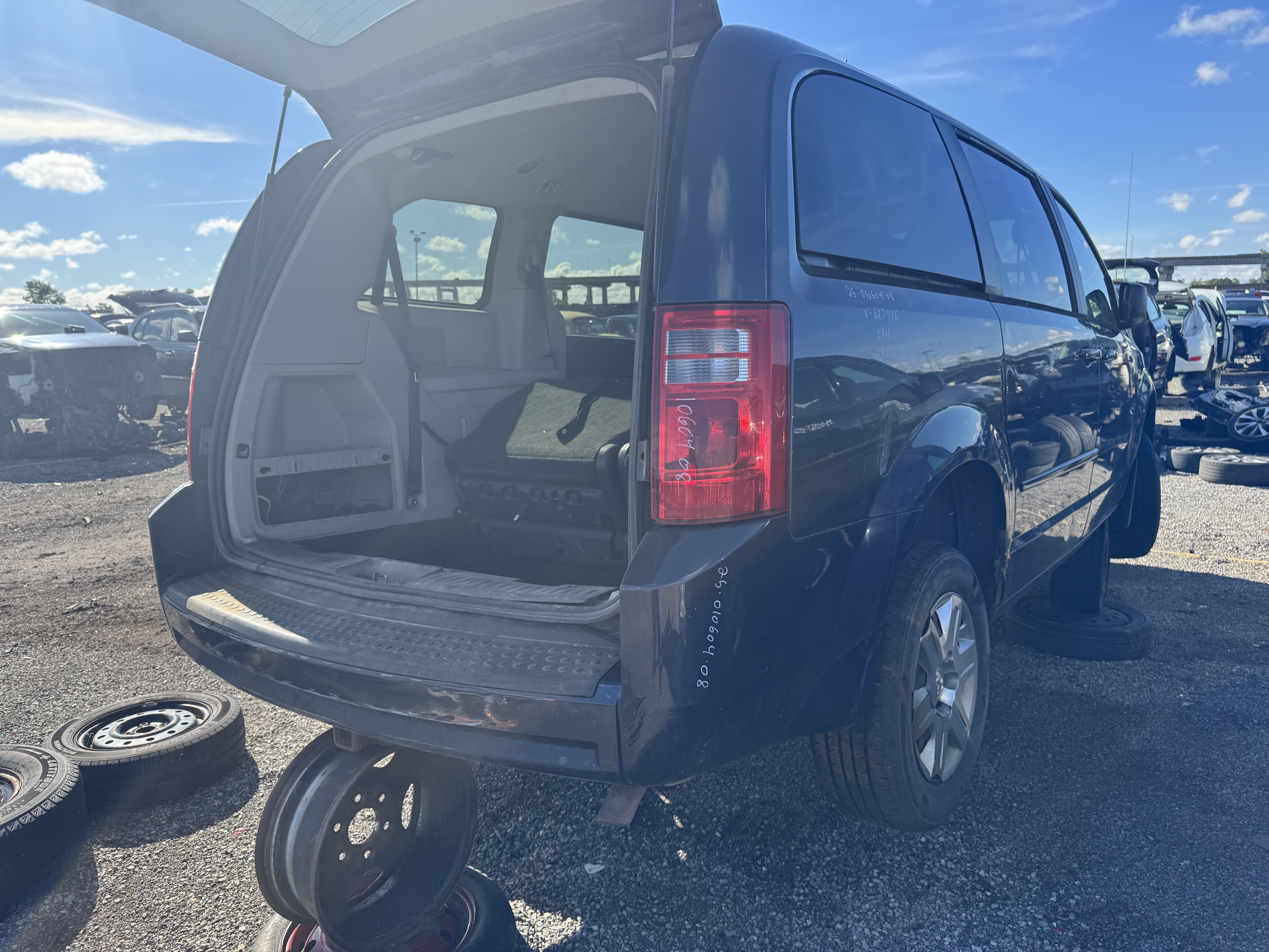 DODGE GRAND CARAVAN 2008