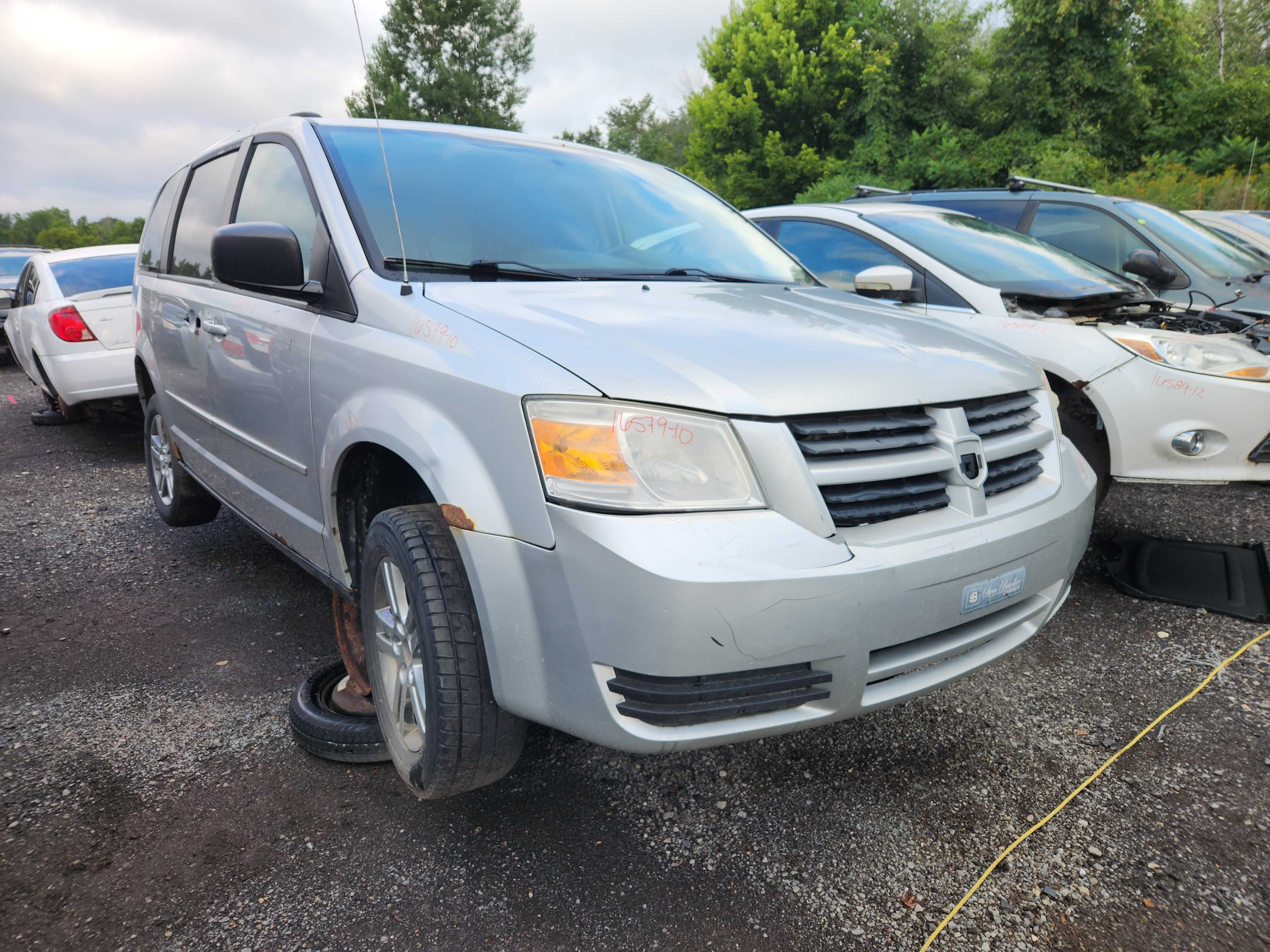 DODGE GRAND CARAVAN 2010