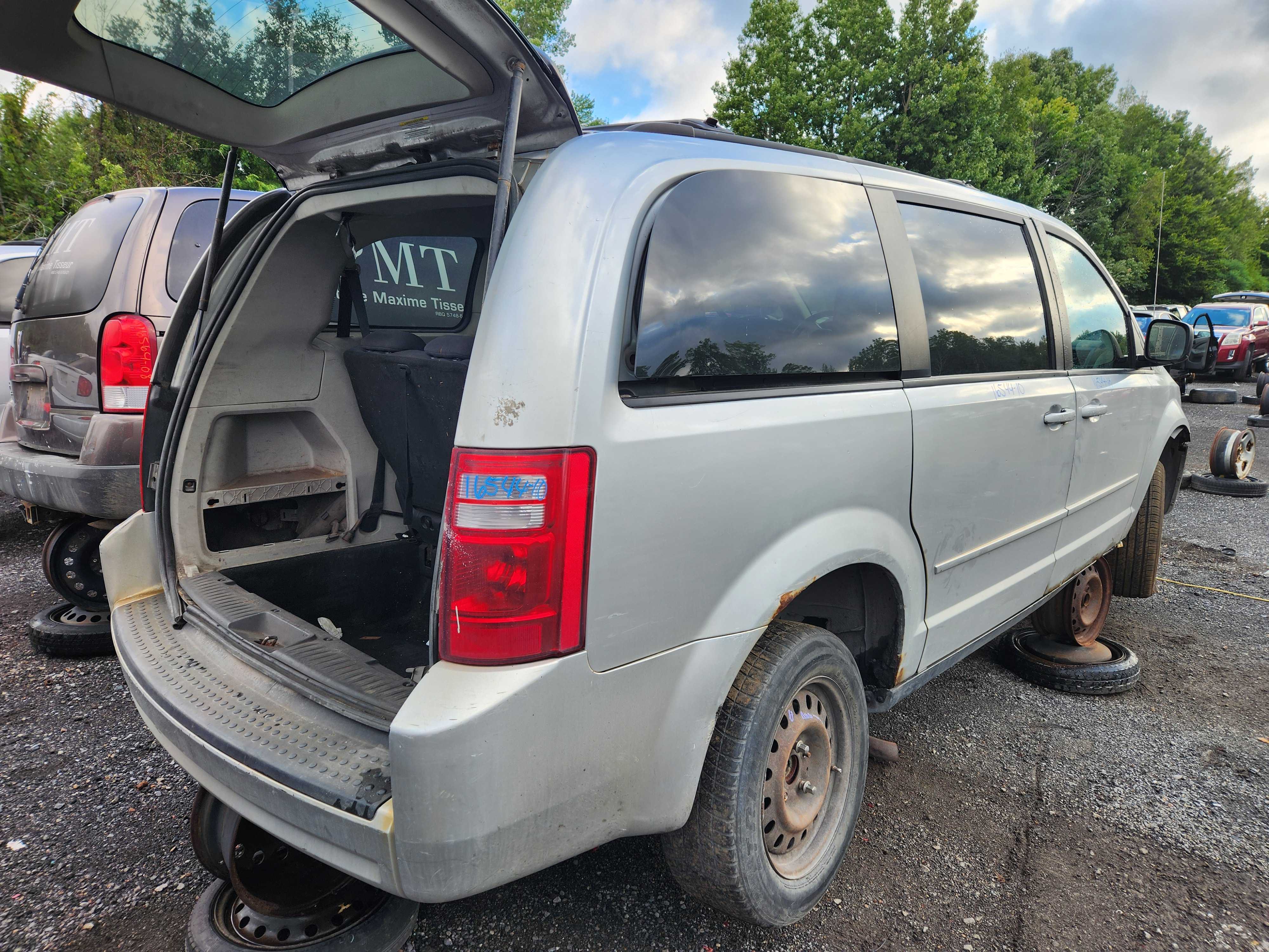 DODGE GRAND CARAVAN 2010
