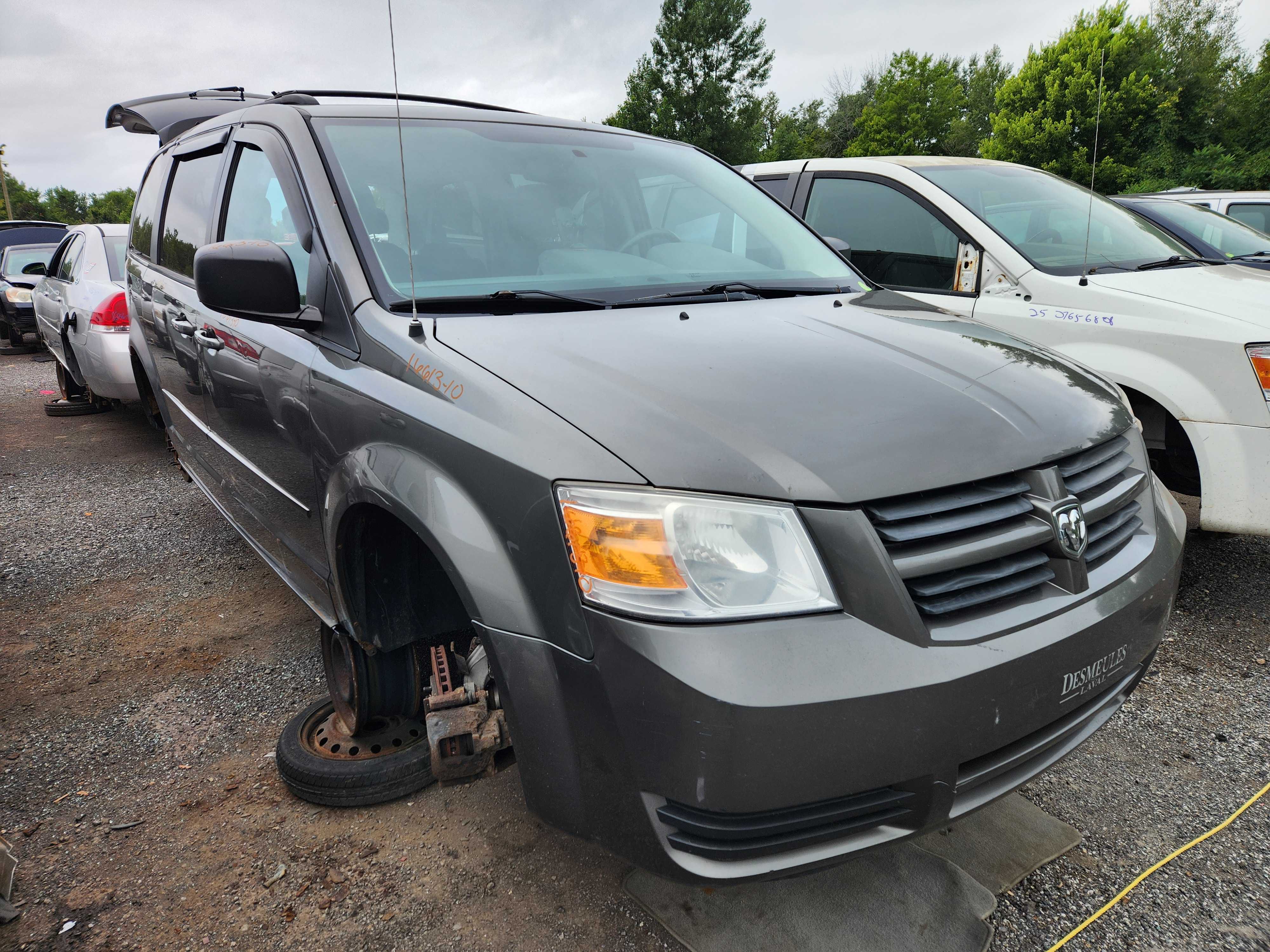 DODGE GRAND CARAVAN 2010