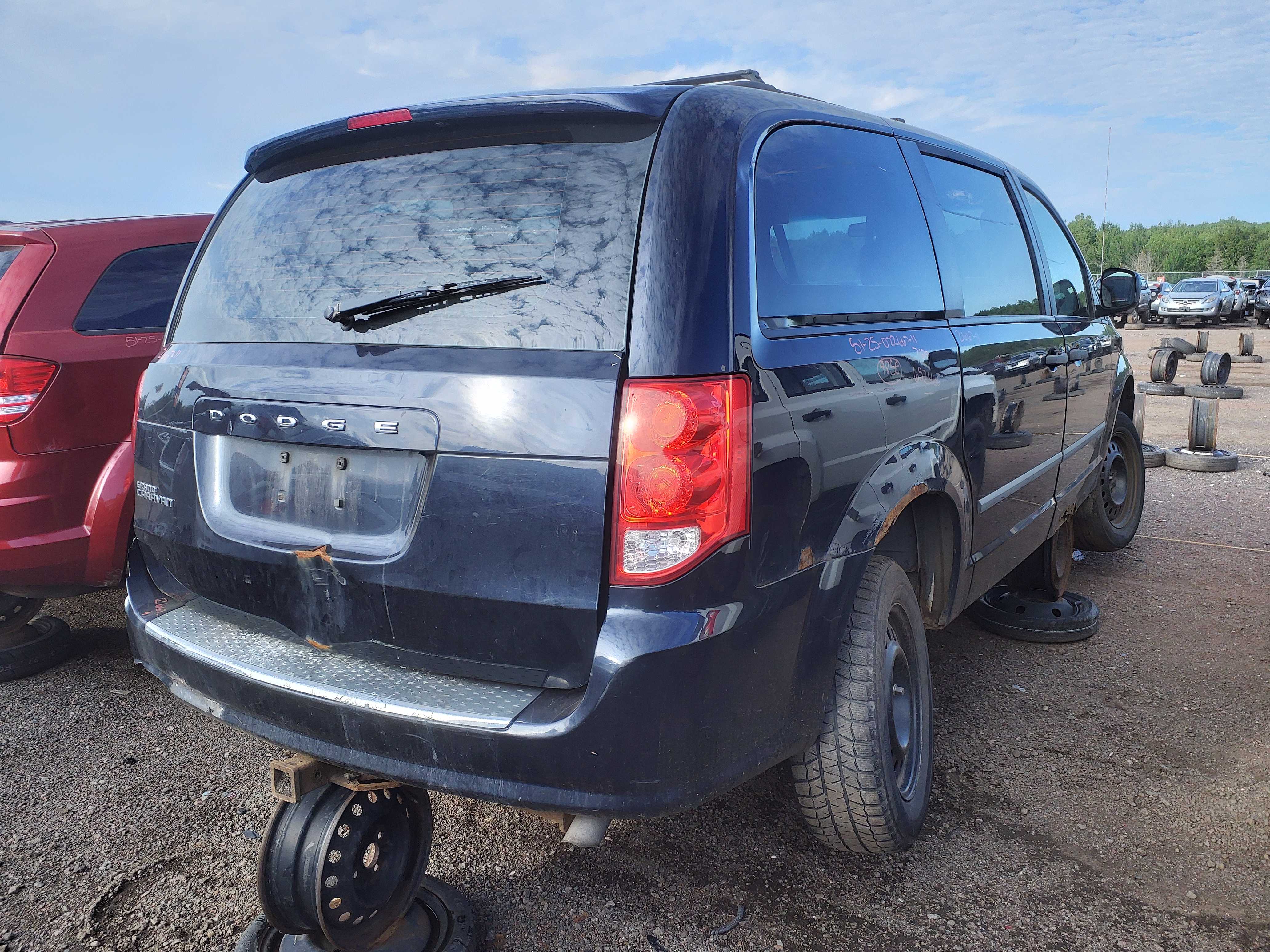 DODGE GRAND CARAVAN 2011